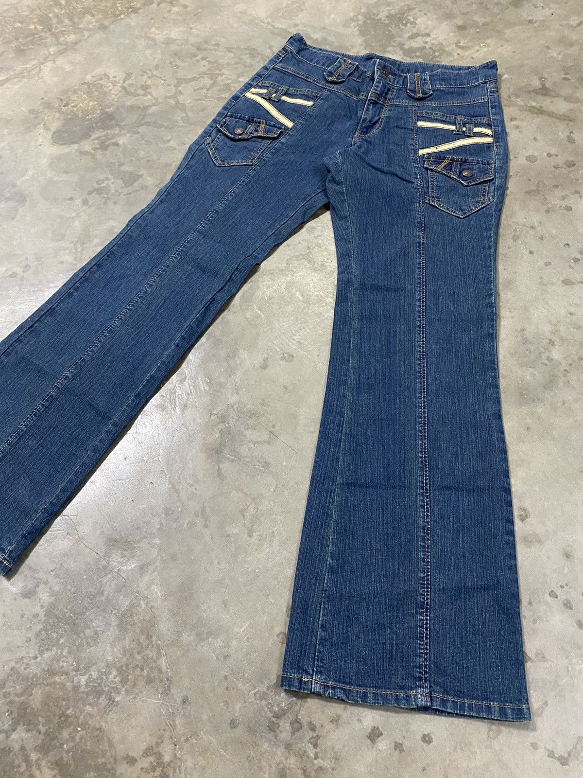 Hysteric Glamour × Japanese Brand × Tornado Mart Flare Jeans Japanese Unknown Stretch Denim @229 Size US 30 / EU 46 - 2 Thumbnail