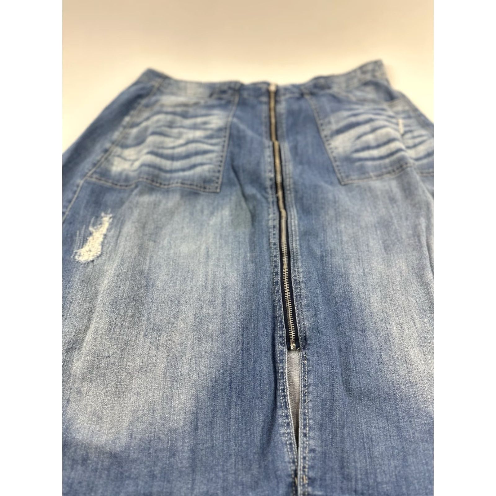Vintage Lane Bryant Skirt Women’s 18 Blue Denim Front Zip A-Line Knee Length Plus Stretch Pockets Vendors? (Wait) Size 40" / US 18 - 3 Thumbnail