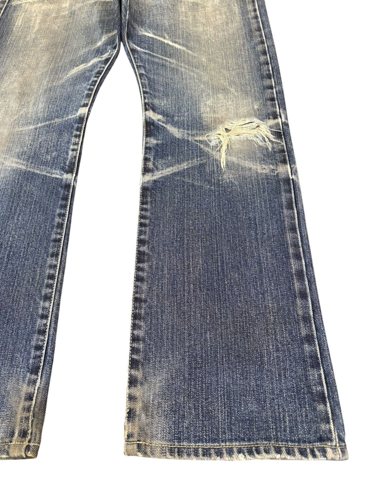 Takeo Kikuchi Vintage Takeo Kikuchi Rusty Mud Wash Distressed Jeans Size US 31 - 7 Thumbnail