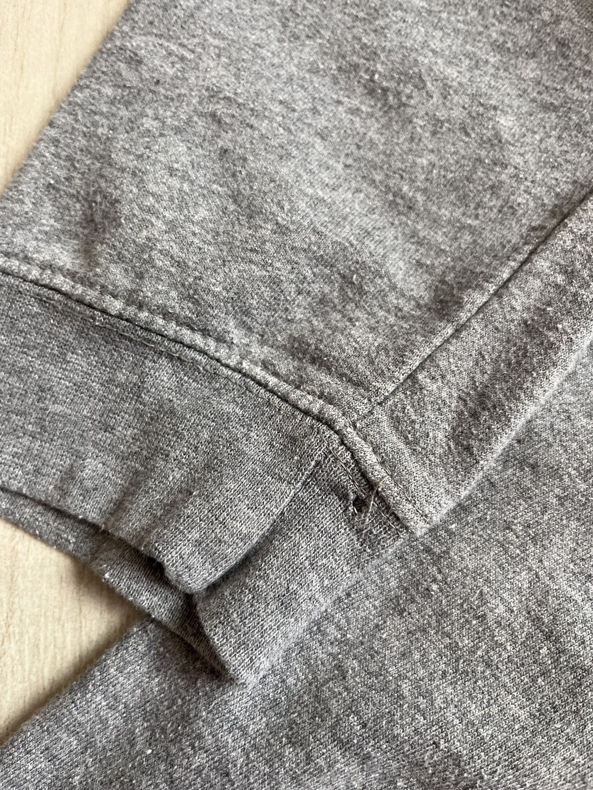 Huf HUF sweatshirt blank grey minimalistic Size US L / EU 52-54 / 3 - 9 Thumbnail