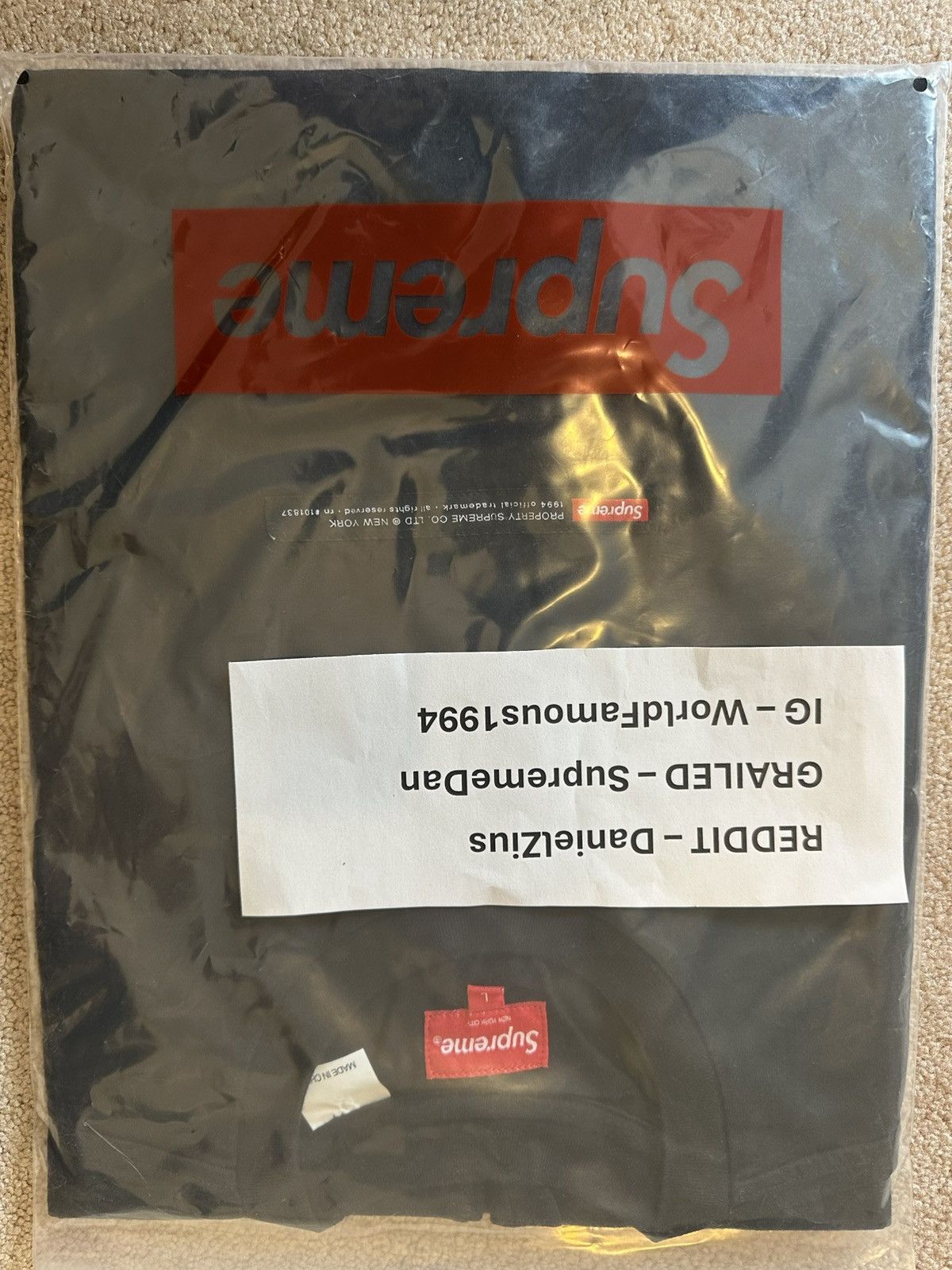 Supreme Supreme Property Label Short-Sleeve Top 'Black' Size US L / EU 52-54 / 3 - 3 Thumbnail