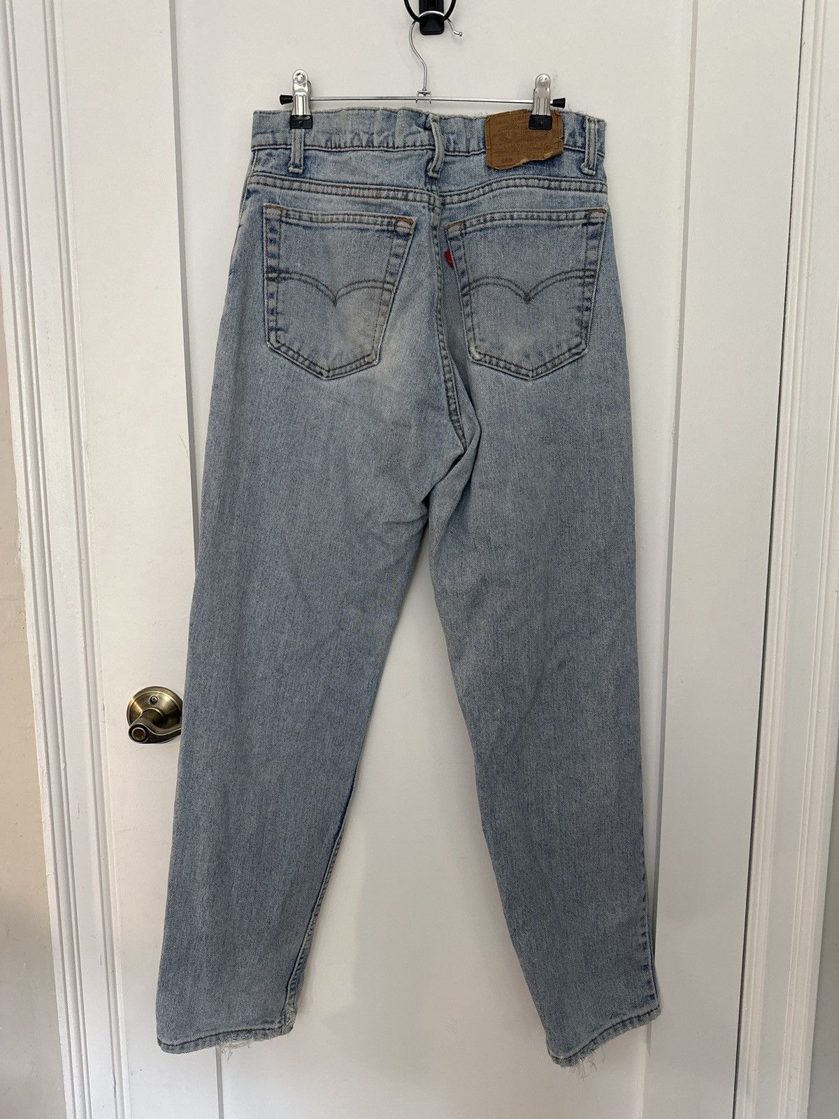 Levi's Vintage Levi’s 550 light wash Size US 32 / EU 48 - 2 Thumbnail