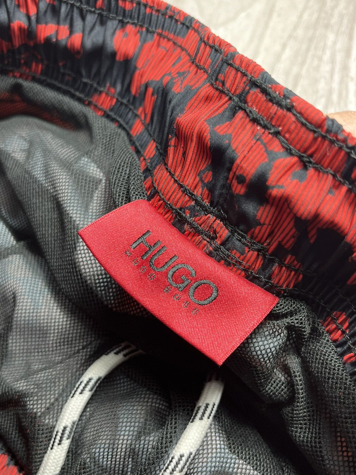Hugo Hugo Swim Shorts Size US 41 - 4 Thumbnail