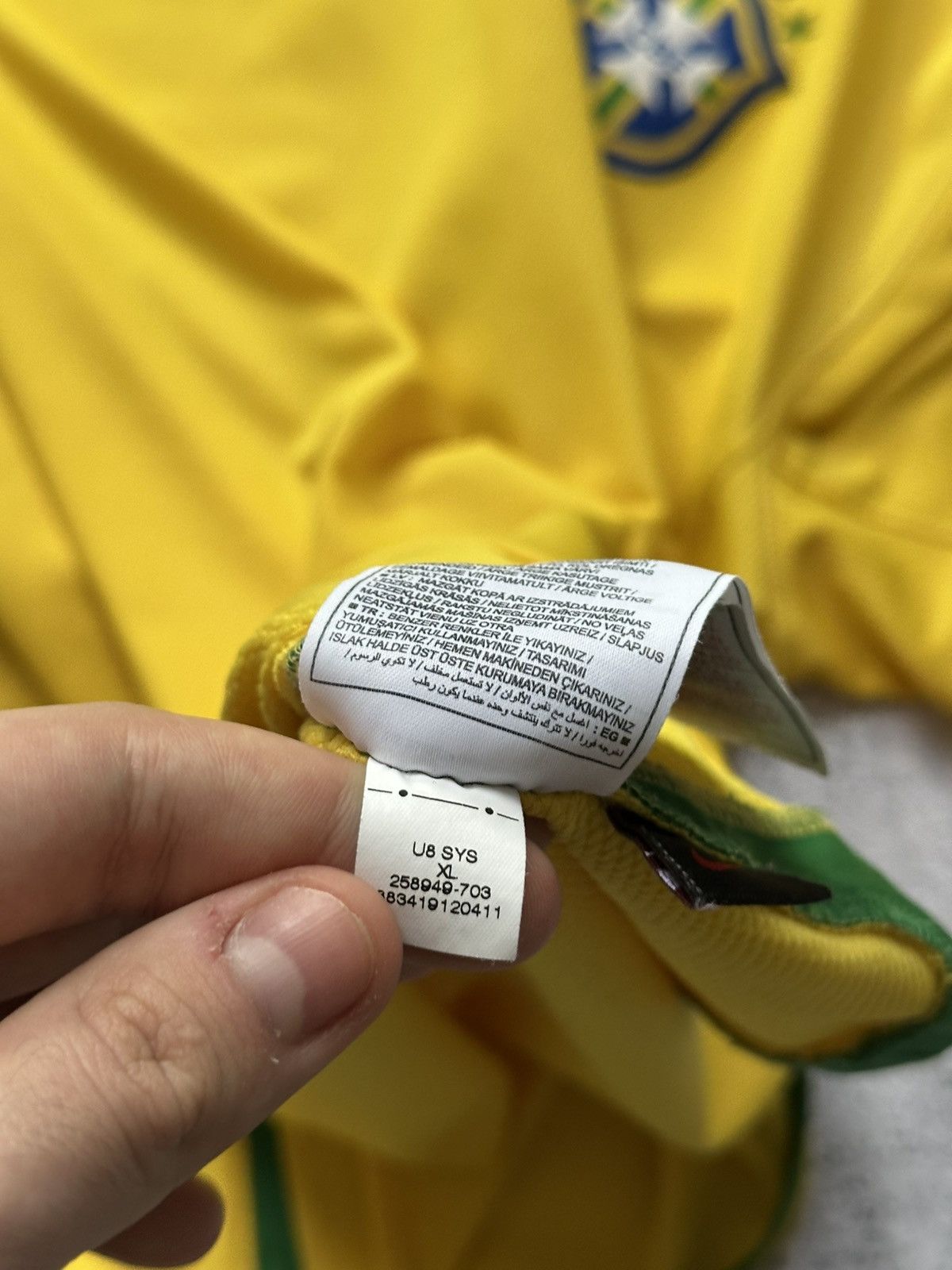 Nike Vintage Nike CBF Mertenz Jersey Brazil Size US XL / EU 56 / 4 - 14 Thumbnail