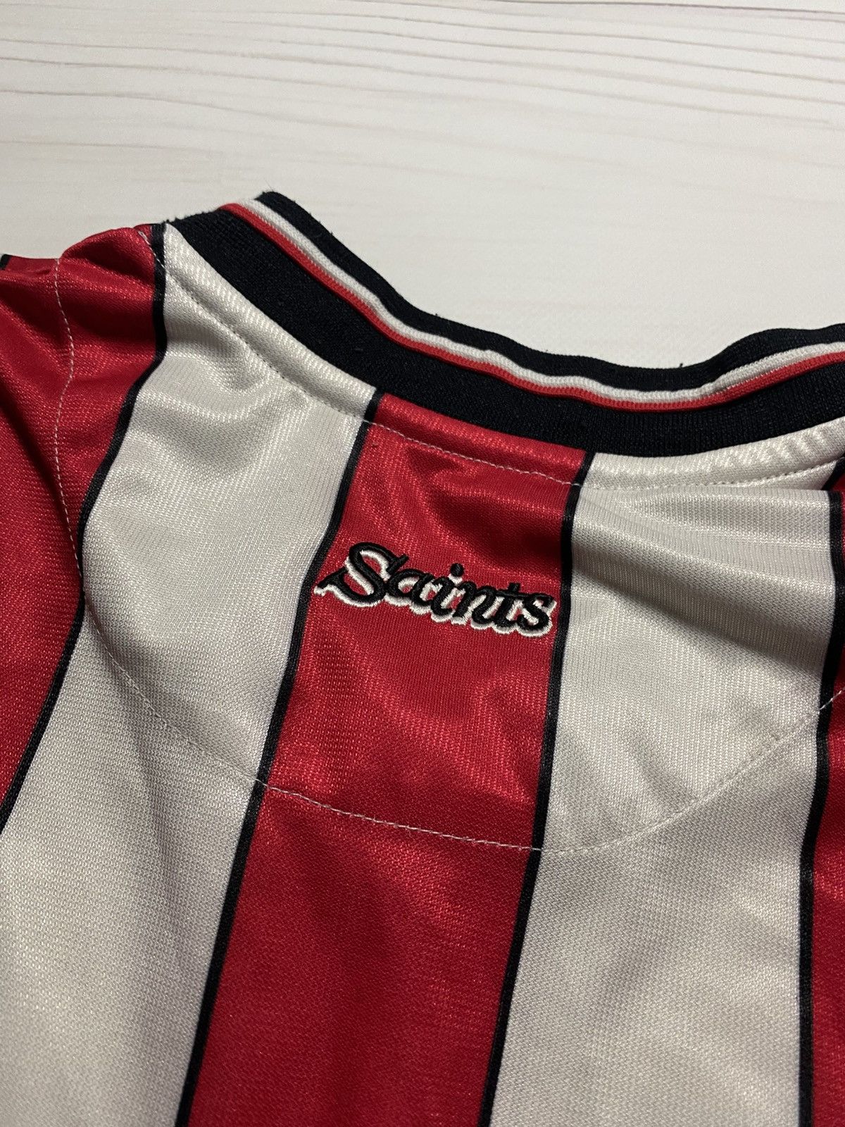 Vintage Vintage Southampton FC 2001/03 home football jersey t shirt Size US XL / EU 56 / 4 - 16 Thumbnail