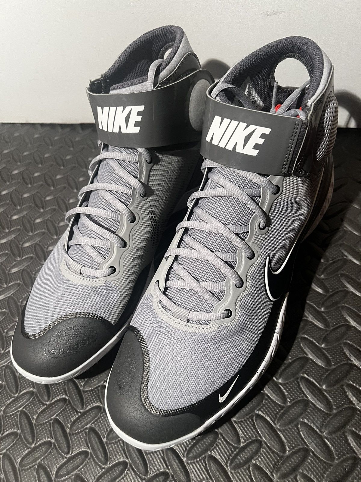 Nike NEW Nike Alpha Huarache Elite 3 Mid size 13 Baseball Cleats Size US 13 / EU 46 - 3 Thumbnail