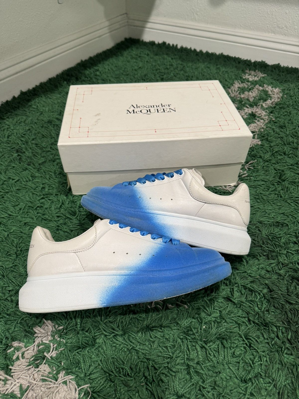 Alexander McQueen Alexander McQueen Oversized Sneakers Size US 10 / EU 43 - 1 Thumbnail