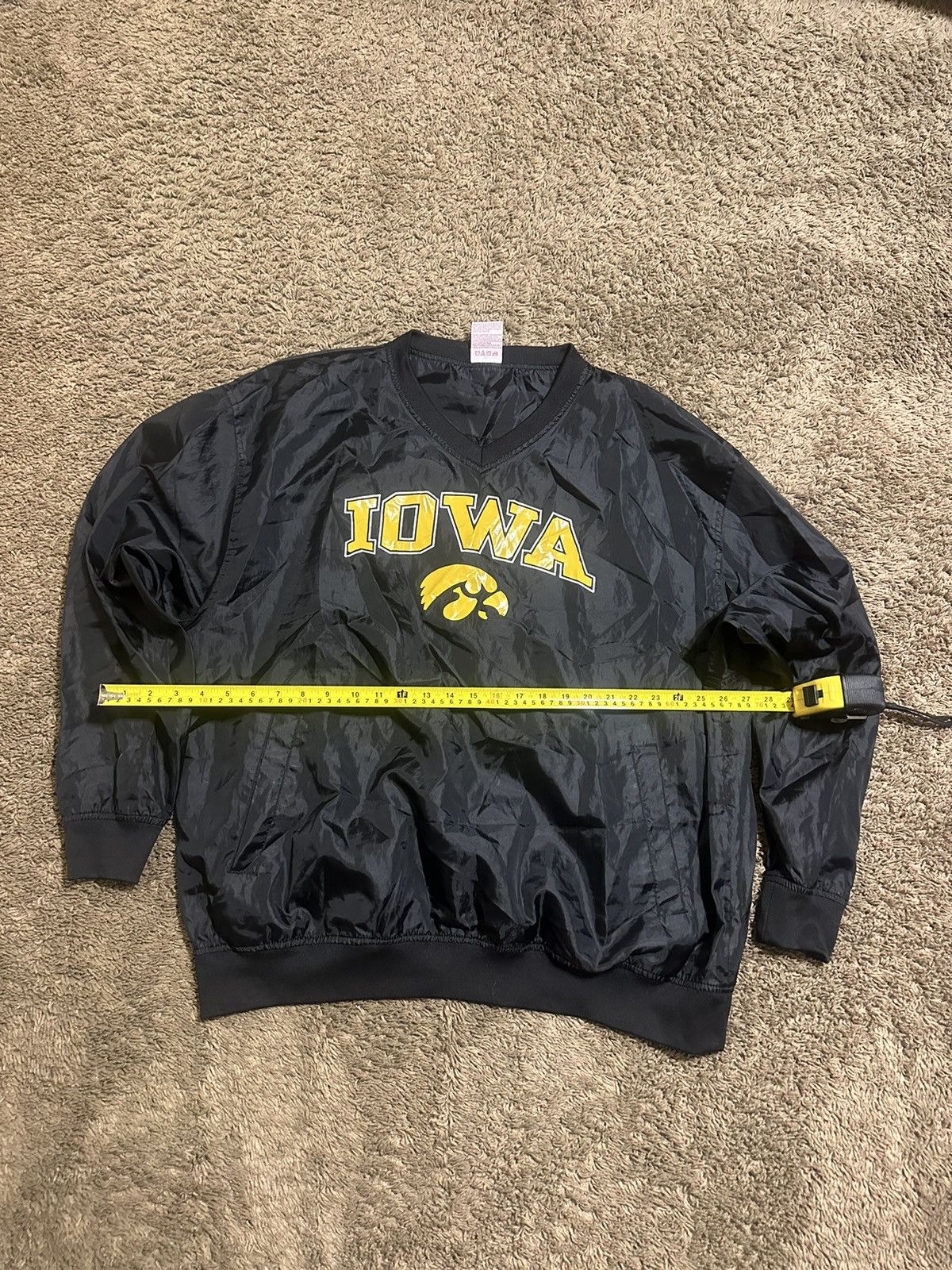 NCAA × Vintage Vintage Red Oak NCAA Iowa Hawkeyes pullover 90s size XL Size US XL / EU 56 / 4 - 4 Thumbnail