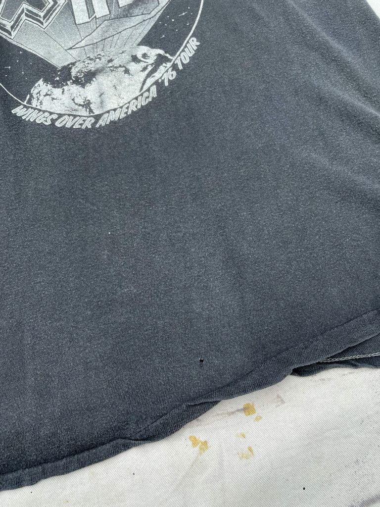 Vintage Vintage Paul McCartney Wings Over America ’76 Tee 1970s Size US S / EU 44-46 / 1 - 4 Thumbnail
