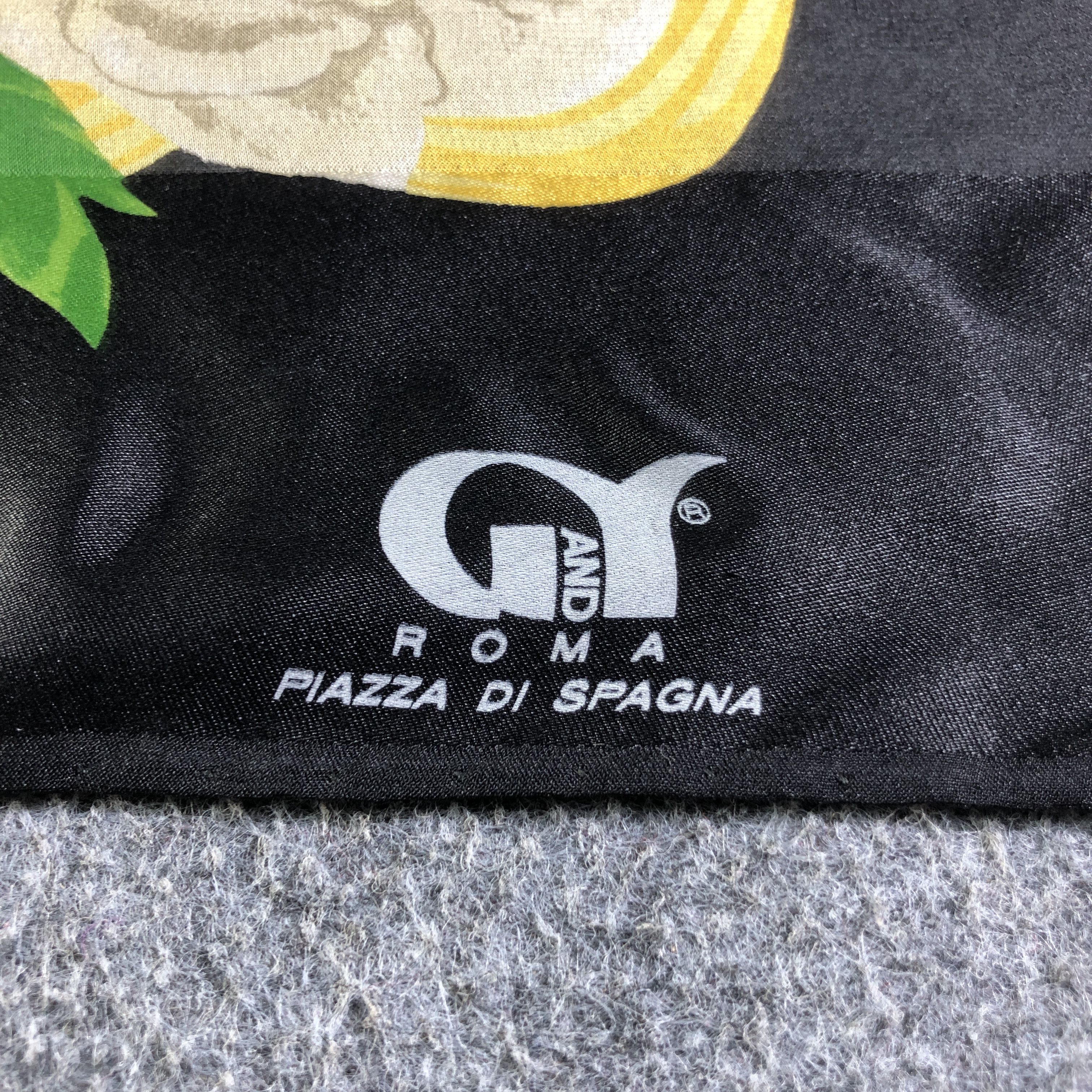 Vintage Piazza Di Spagna Floral Hand Rolled Silk Scarf M1007 Size ONE SIZE - 4 Thumbnail