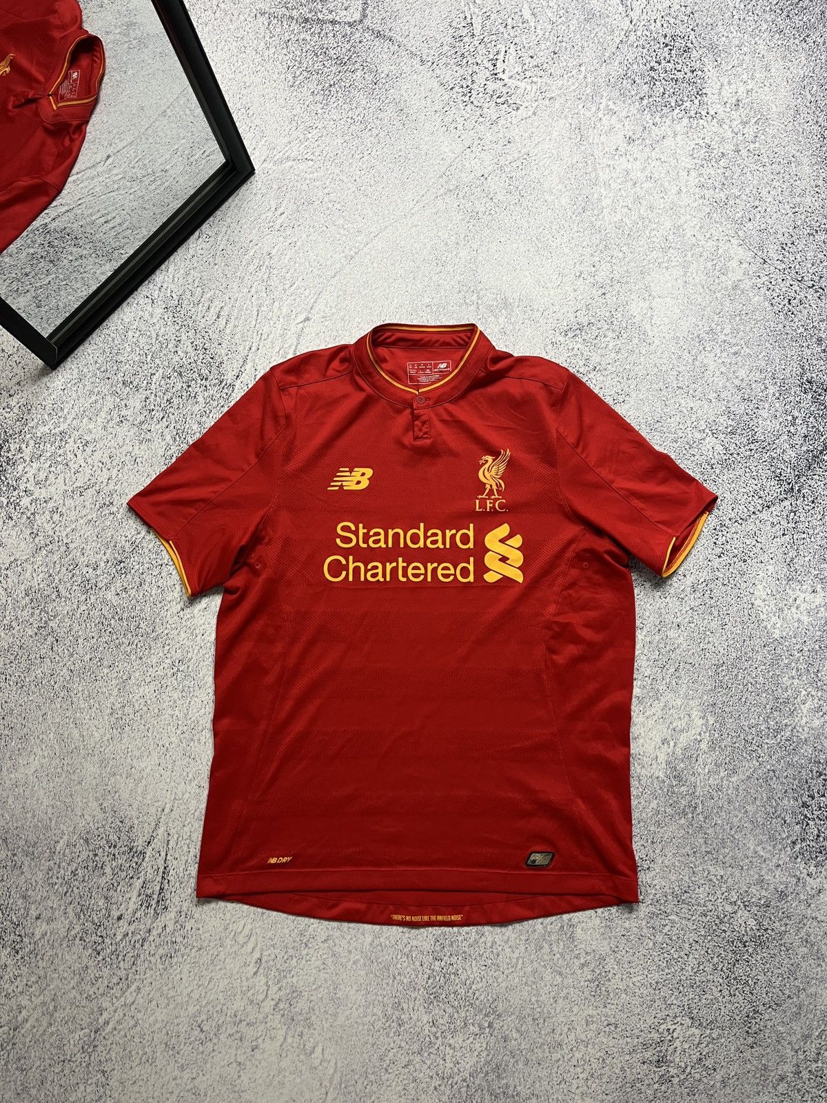 New Balance New Balance Liverpool 2016/2017 Home Shirt Soccer Jersey Size US M / EU 48-50 / 2 - 1 Thumbnail