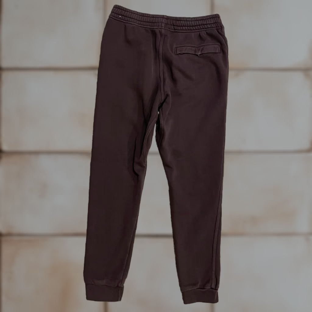 Nike Nike Sportswear Club Fleece Joggers Sweatpants Mens S Brown 28x26 Logo Pockets Elastic Waist Tapered Athleisure Size US 29 - 1 Thumbnail