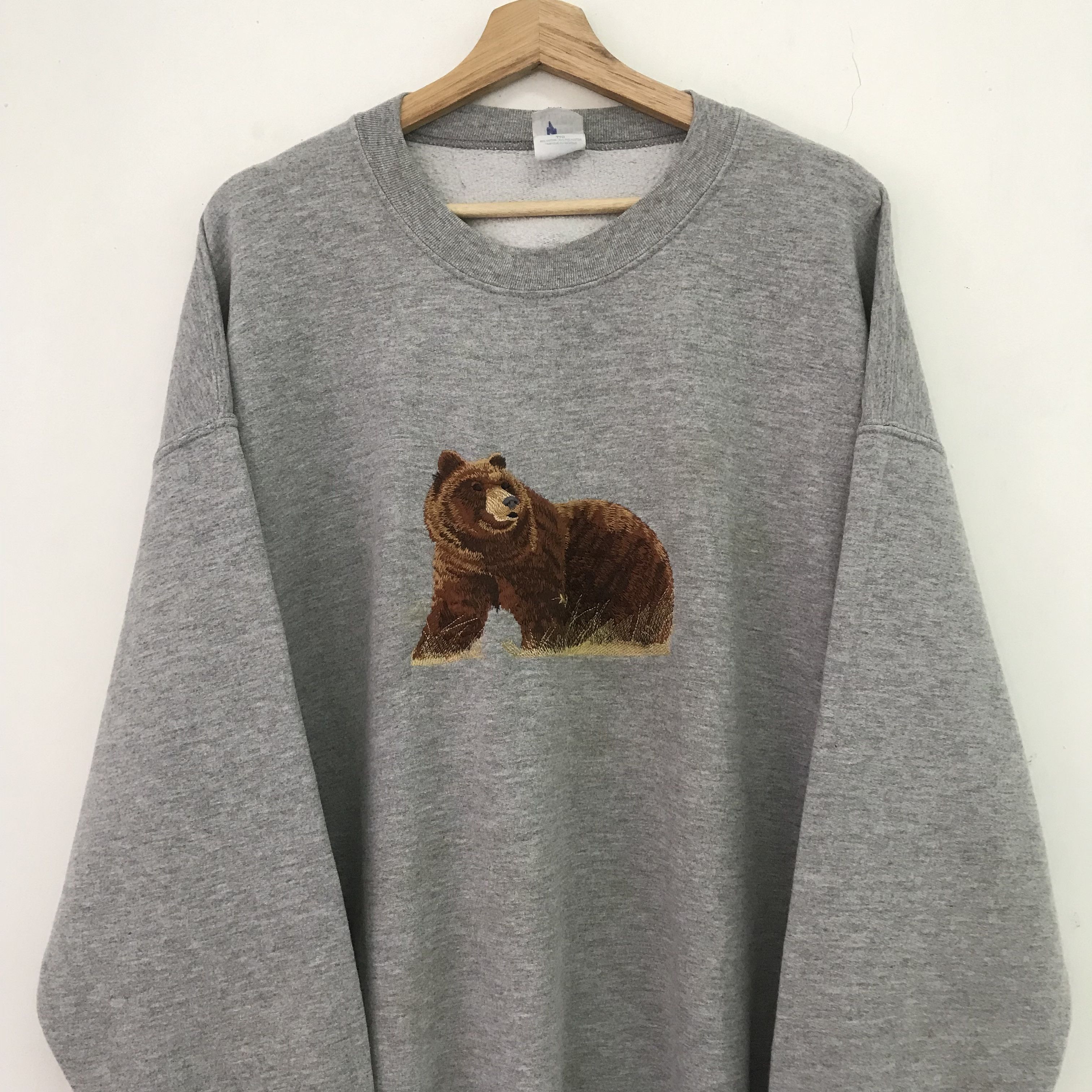 Arts & Science Vintage Grizzly Bear Gray Sweatshirt 2Xlarge Size US XXL / EU 58 / 5 - 3 Thumbnail