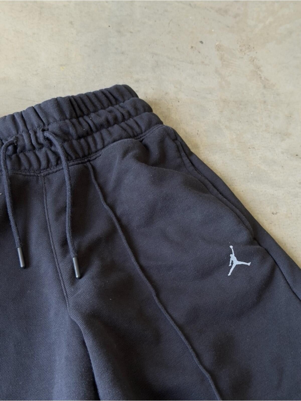 Jordan Brand Jordan / Dri-FIT Sport Sweatpants / Black Joggers Size 26" / US 2 / IT 38 - 8 Thumbnail