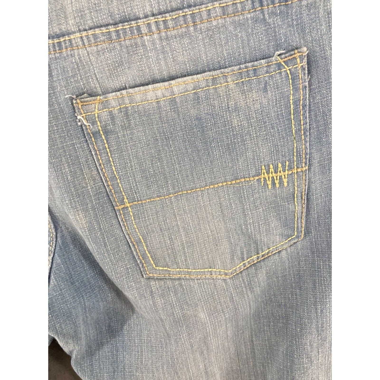 Vintage Evolution Denim Jeans 30x32 Straight Light Wash Mens Casual regular fit Blue Cotton Denim 5-Pocket Design 30 Inseam Mid Rise Size US 30 / EU 46 - 7 Thumbnail