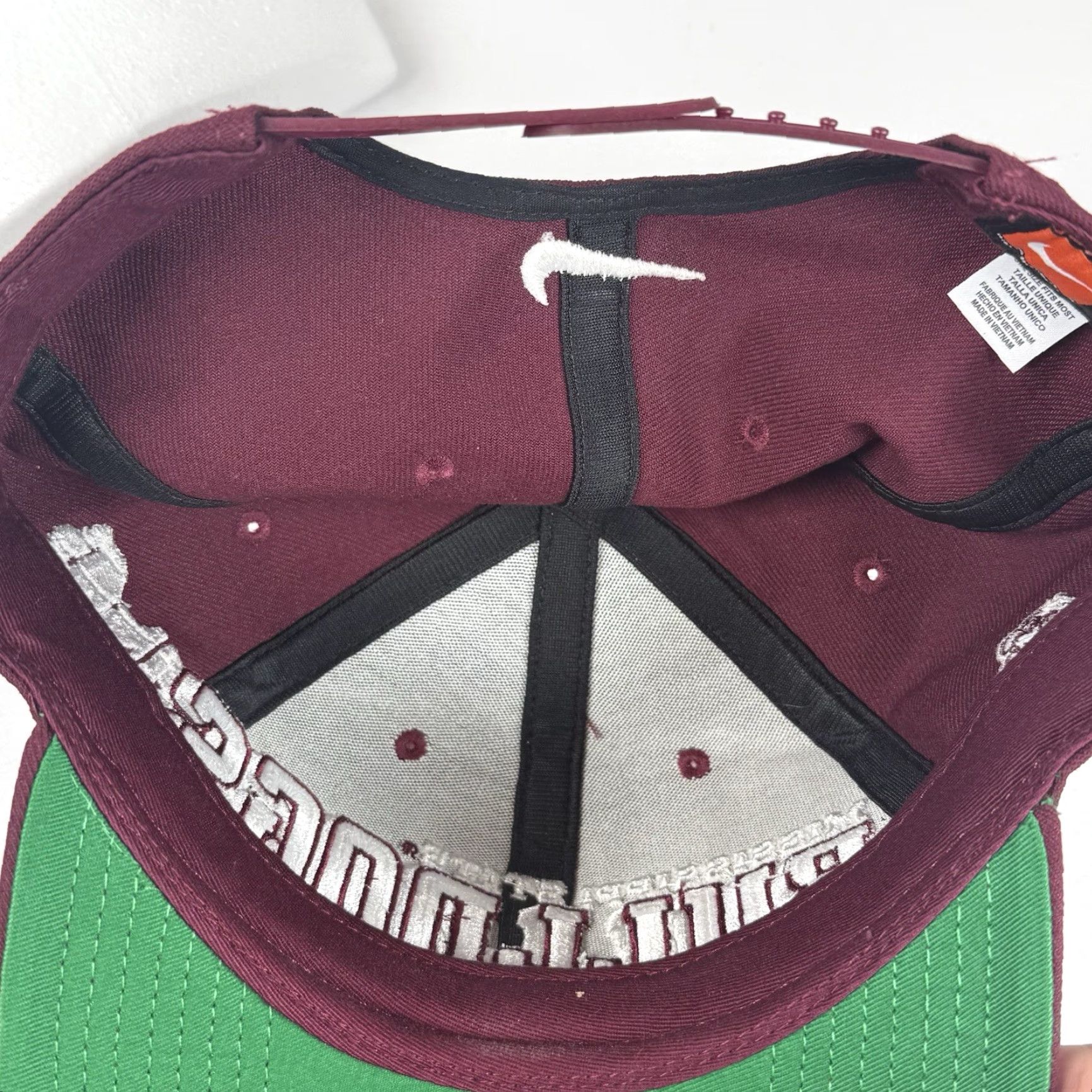 Nike VTG Nike Mississippi State Bulldogs Snapback Hat NCAA Men One Size Red Snapback Sports Cap Size ONE SIZE - 8 Thumbnail