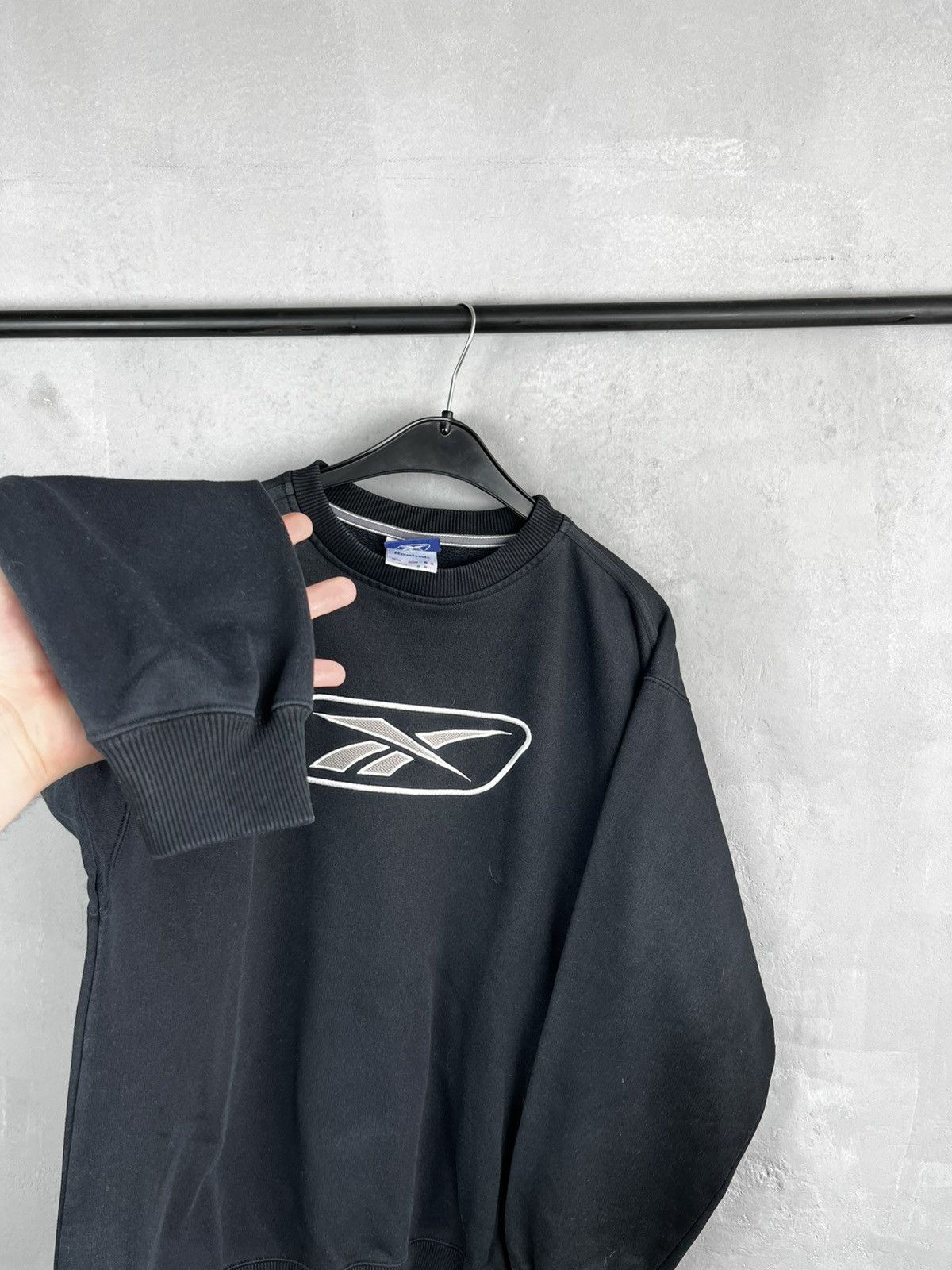 Reebok × Vintage Vintage Reebok Sweatshirt Embroidered Logo Blue Size US M / EU 48-50 / 2 - 2 Thumbnail