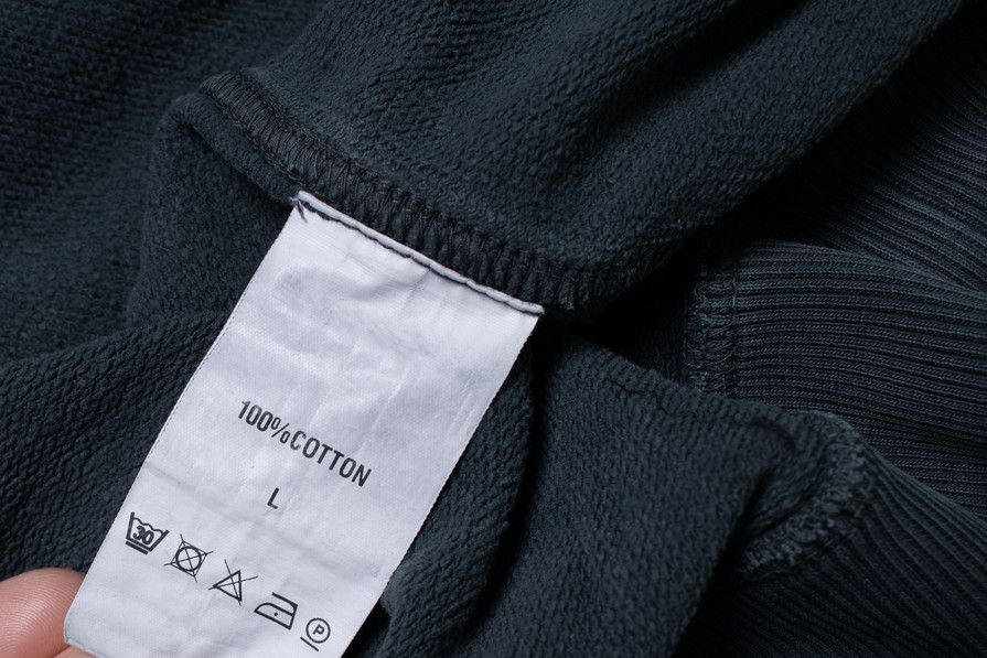 Other Reserve, distressed sweater with print on the sleeves Size L / US 10 / IT 46 - 8 Thumbnail