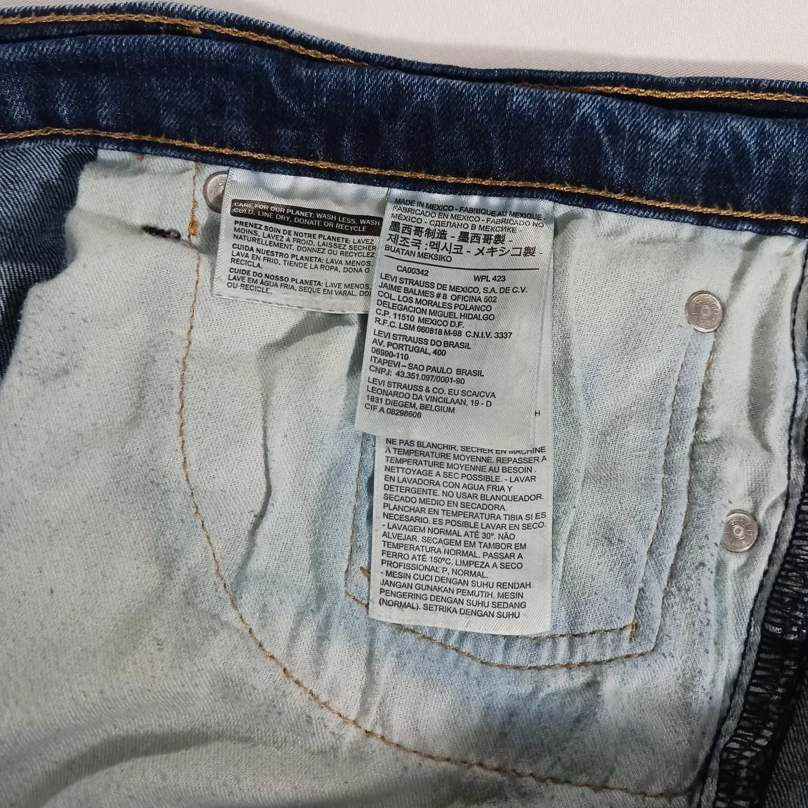 Levi's Vintage Levi's 505 Men's Blue Cotton Blend Denim Jeans 42X30 Size US 42 / EU 58 - 4 Thumbnail