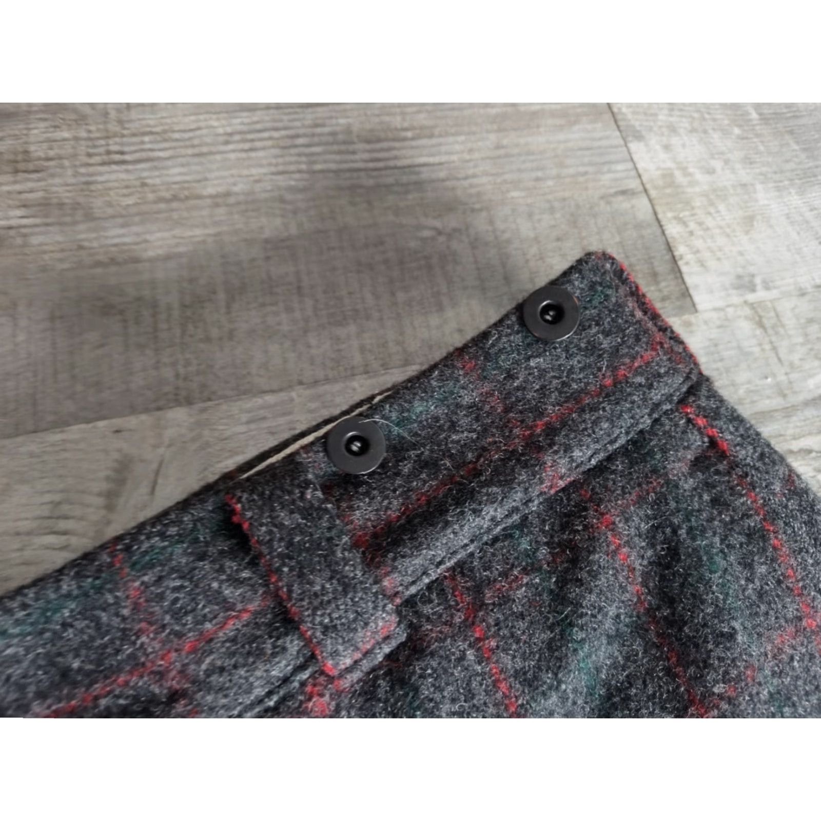 Vintage VTG Woolrich Malone Heavy Wool Hunting Pants Men 36x26 Gray Red Plaid USA Wool 90s Nature Workwear Size US 36 / EU 52 - 4 Thumbnail