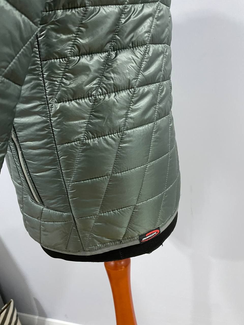 Oakley Oakley primaloft thermo mens jacket size S olive pre-owned Size US S / EU 44-46 / 1 - 4 Thumbnail