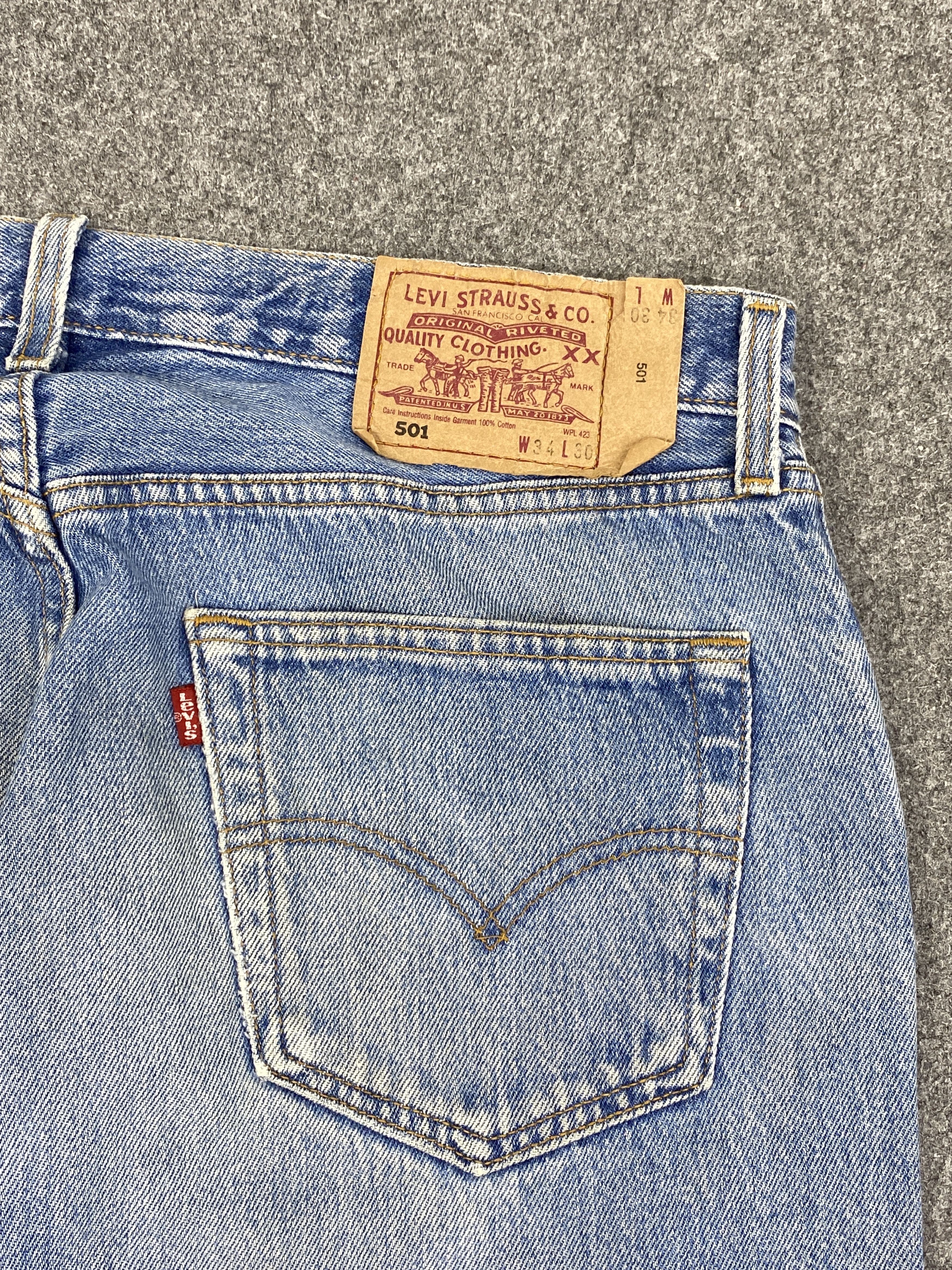 Levi's Vintage 90s Levi's 501 Distressed Faded Blue Jeans DP2849 Size US 32 / EU 48 - 13 Thumbnail