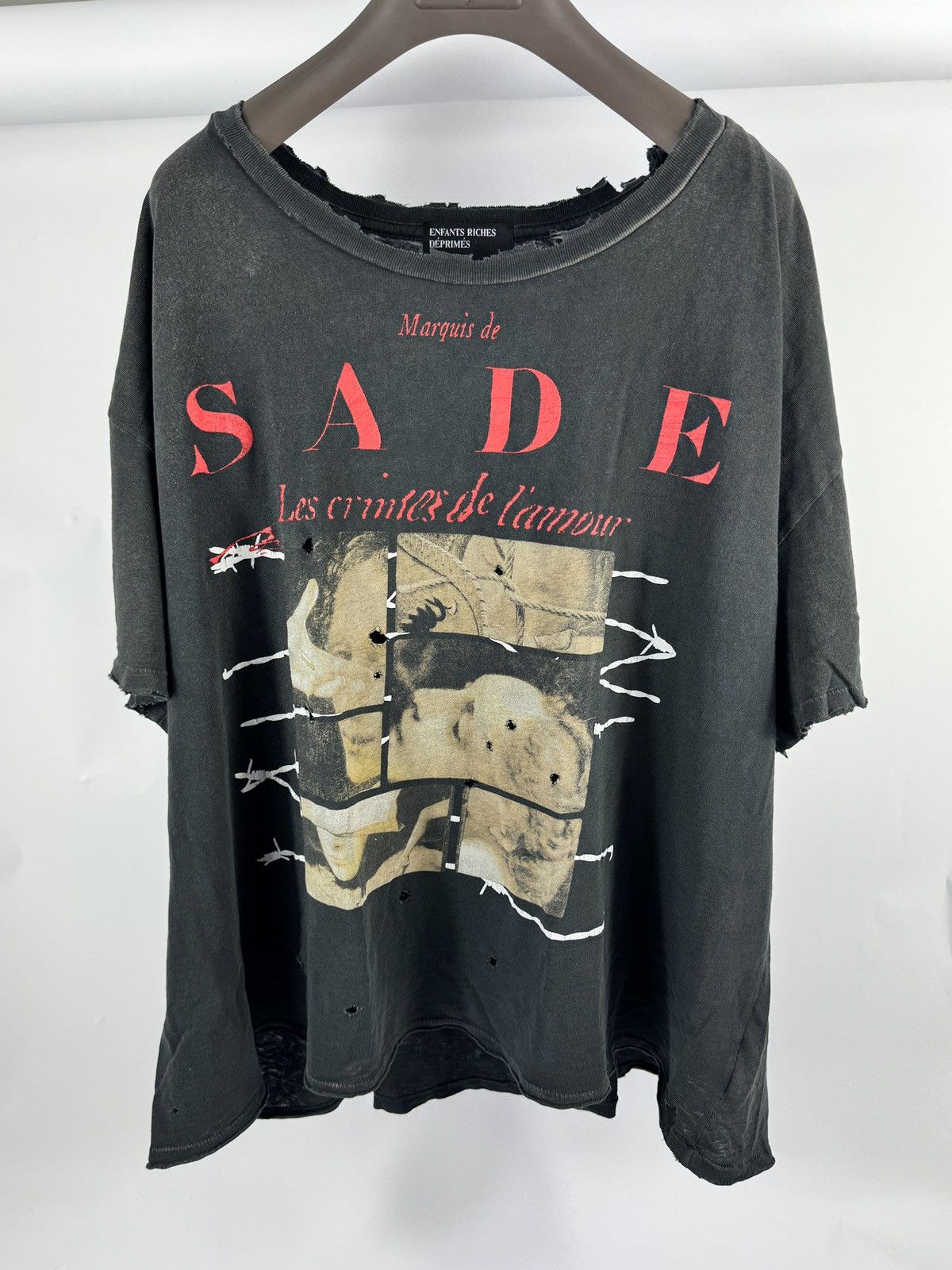 LES CRIMES DE L’AMOUR SADE ERD T-SHIRT
