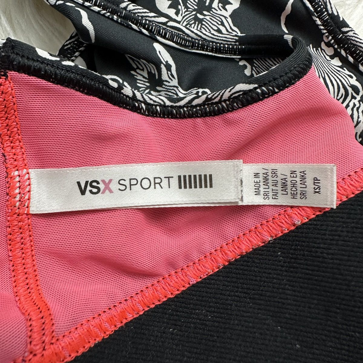 Victoria's Secret Sport tops Victoria’s Secret VSX Sport Size XS / US 0-2 / IT 36-38 - 6 Thumbnail