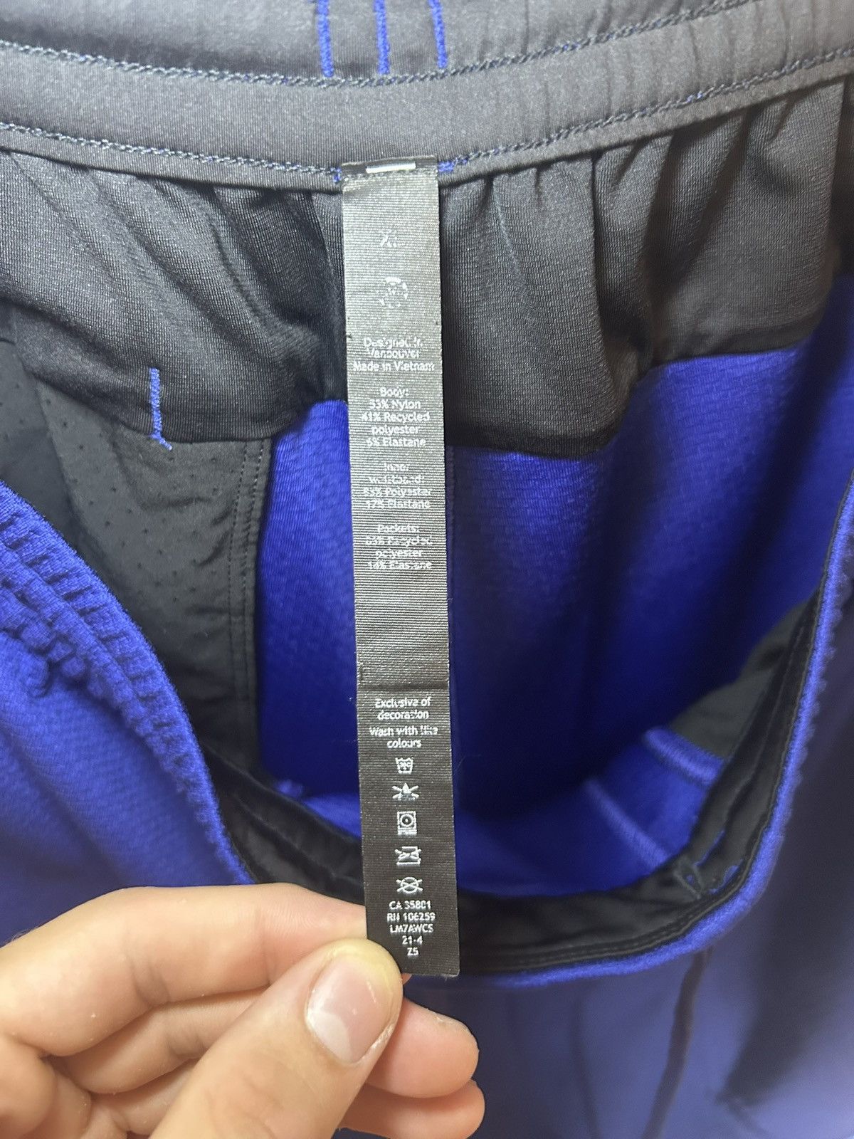 Lululemon Mens Lululemon activewear shorts Size US 34 / EU 50 - 3 Thumbnail
