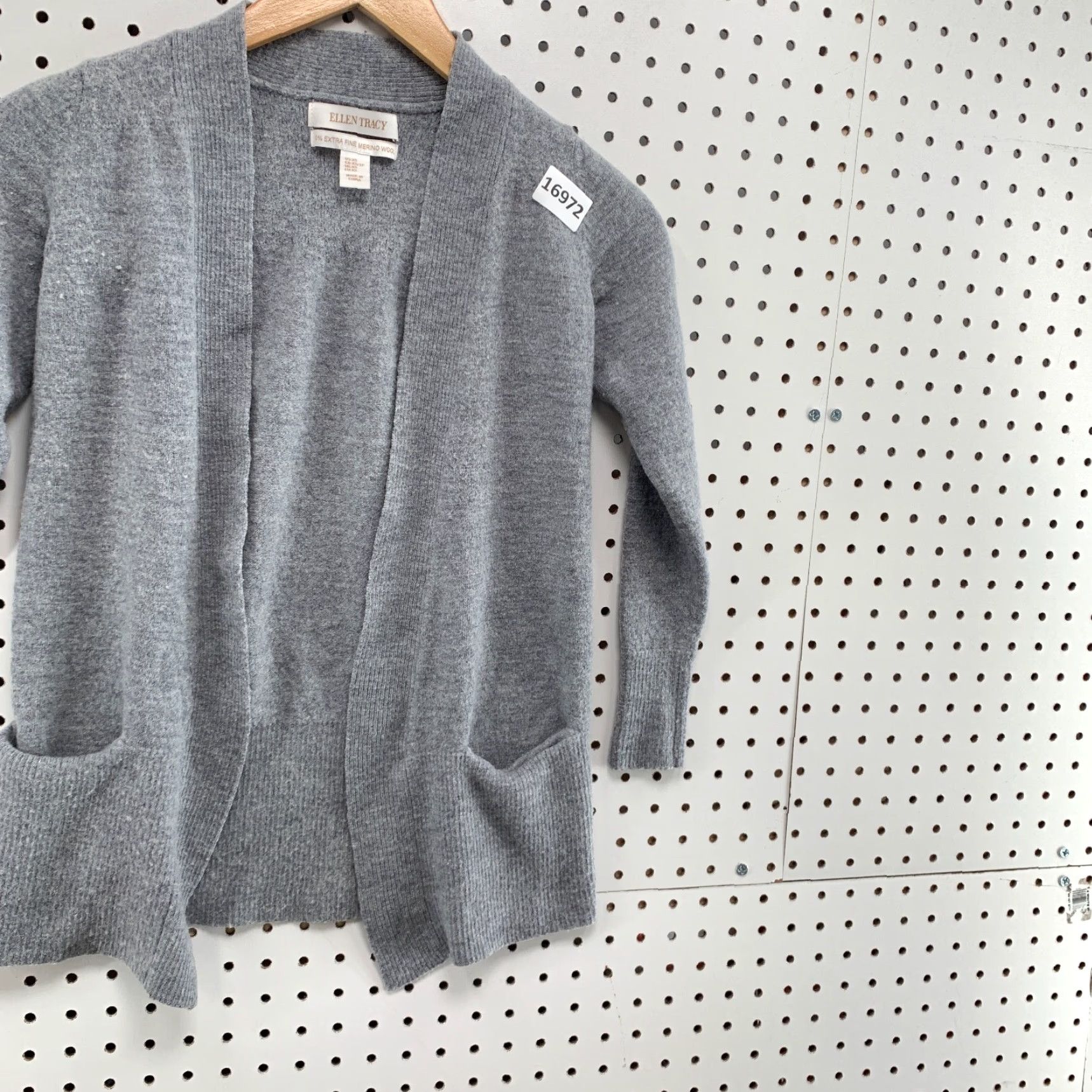 Ellen Tracy Ellen Tracy Cardigan Adult XS Gray 100% Merino Wool Womens Size XS / US 0-2 / IT 36-38 - 5 Thumbnail