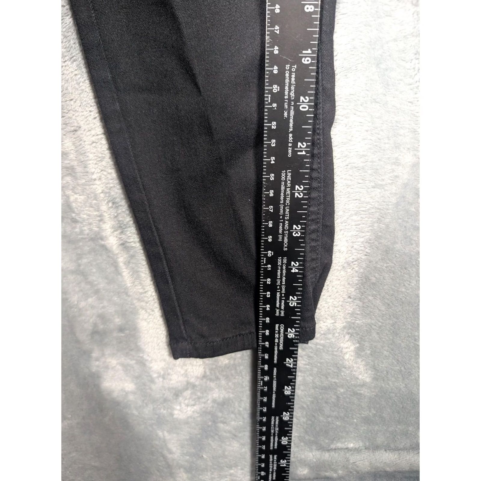 Free People VINTAGE? No, not vintage. Free People Jeans Womens 28 Black Hi Rise Distressed Skinny Stretch Denim Ripped Size 28" / US 6 / IT 42 - 4 Thumbnail