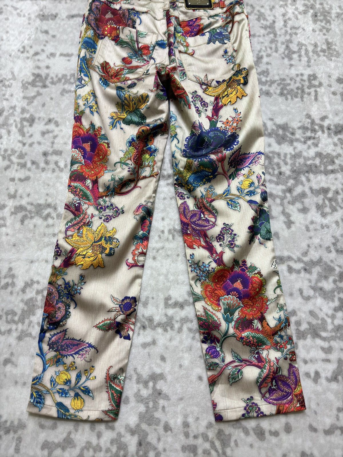 Just Cavalli Just Cavalli 2000s Abstract Floral Print Archive Pants Size US 26 / EU 42 - 11 Thumbnail