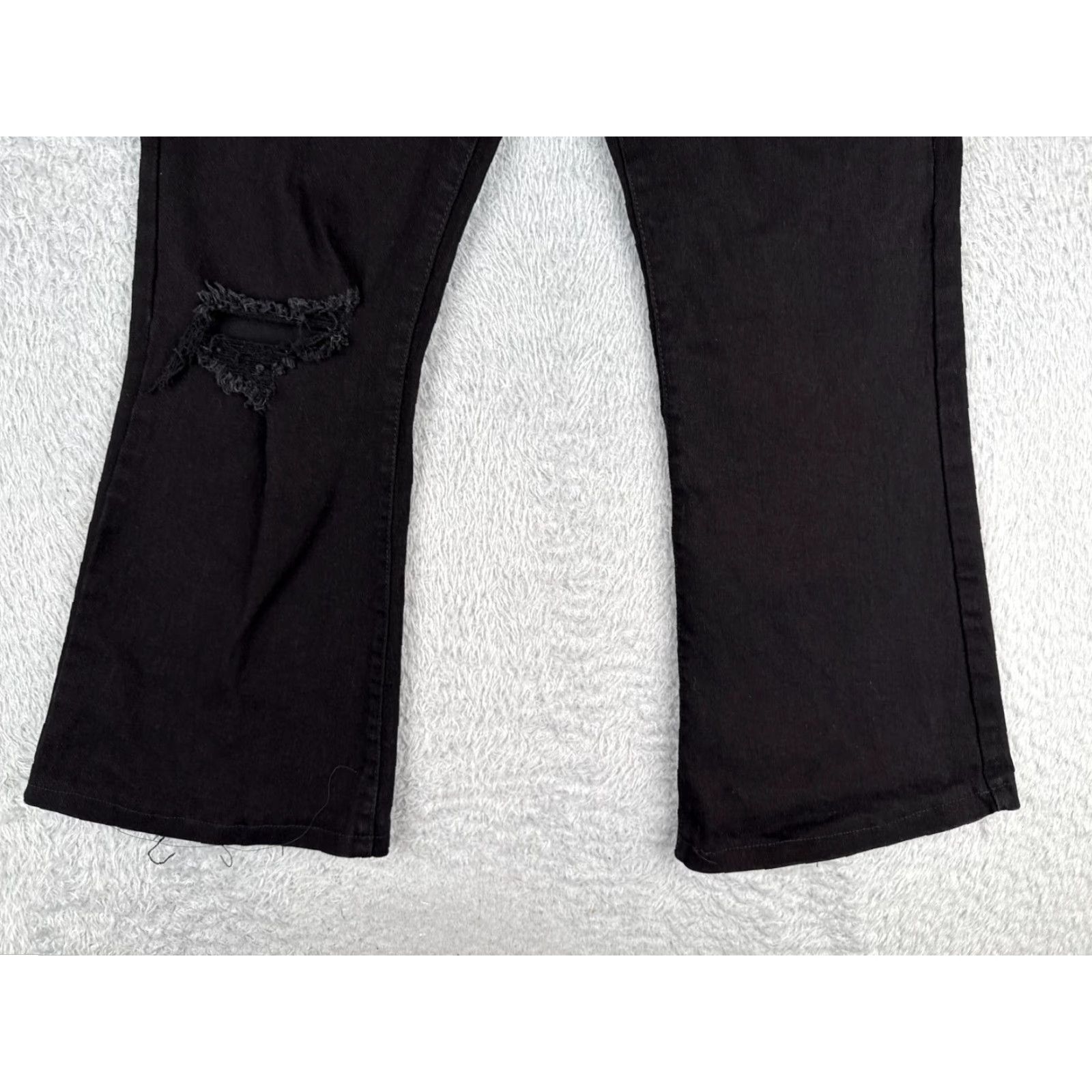 Vintage Encore Jeans Womens Flared High Rise Black Denim 29x25 Regular Cotton Blend 5-Pocket Design Jeans Mens? Womens? Size 29" - 2 Thumbnail