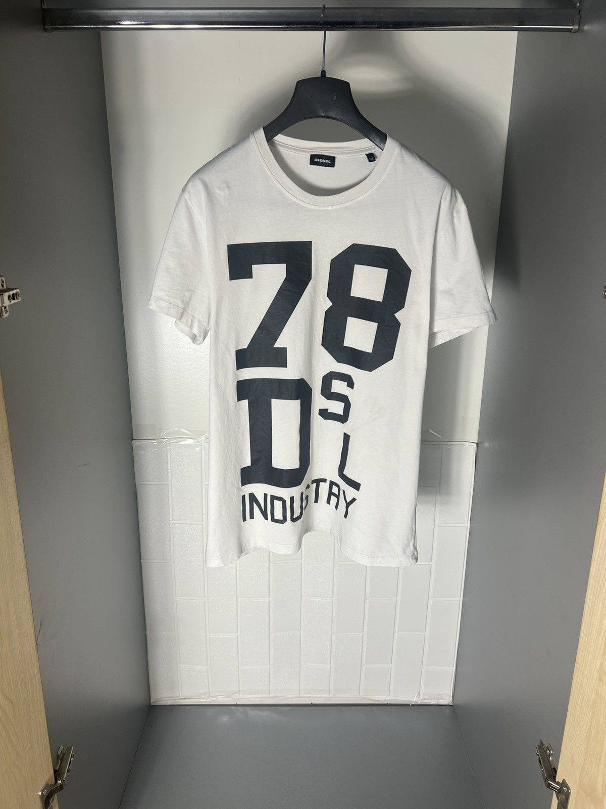 Diesel × Vintage VERY RARE DIESEL INDUSTRY DENIM DIVISION BIG LOGO T-SHIRT Size US XL / EU 56 / 4 - 1 Thumbnail