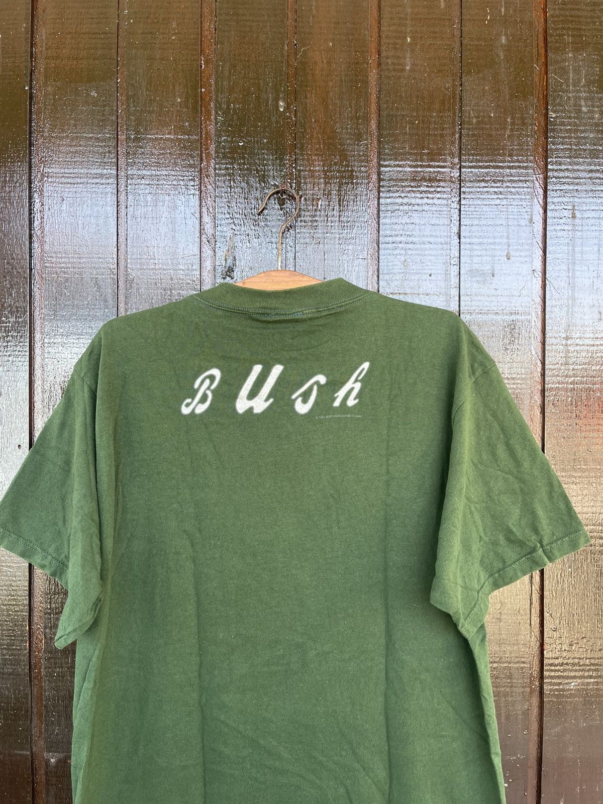 Vintage Vintage 90s Bush band tee Size US L / EU 52-54 / 3 - 8 Thumbnail
