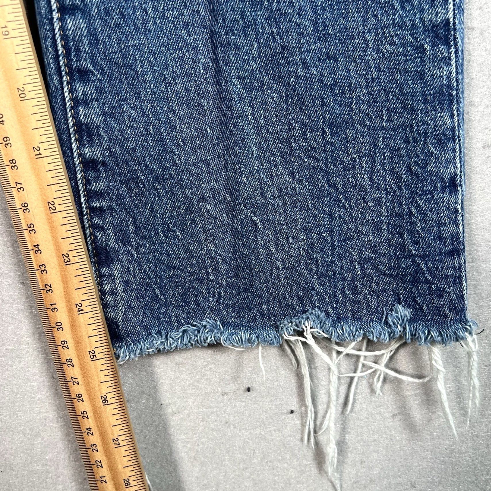 Vintage Neuw Jeans 28 Womens Blue Denim Marilyn CK Raw Hem Wide Flare Leg Size 28" / US 6 / IT 42 - 5 Thumbnail