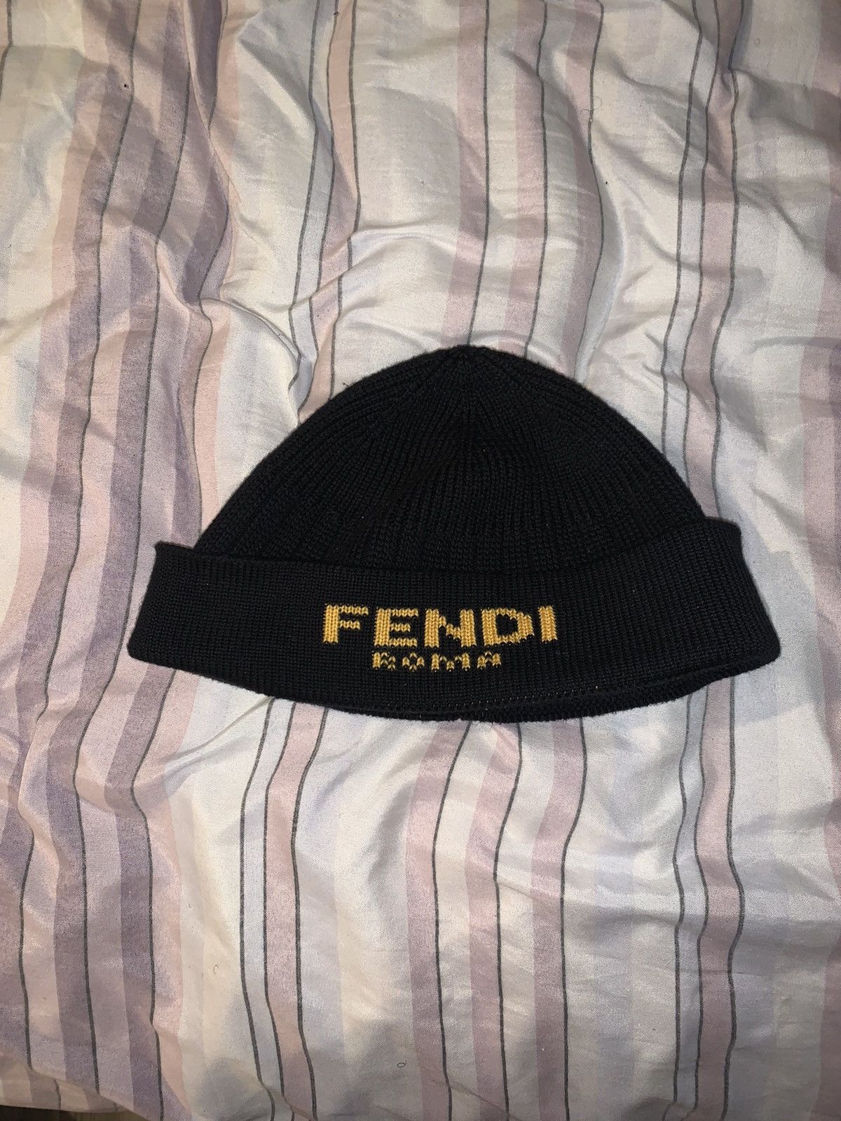 Fendi Fendi Beanie Size ONE SIZE - 1 Thumbnail