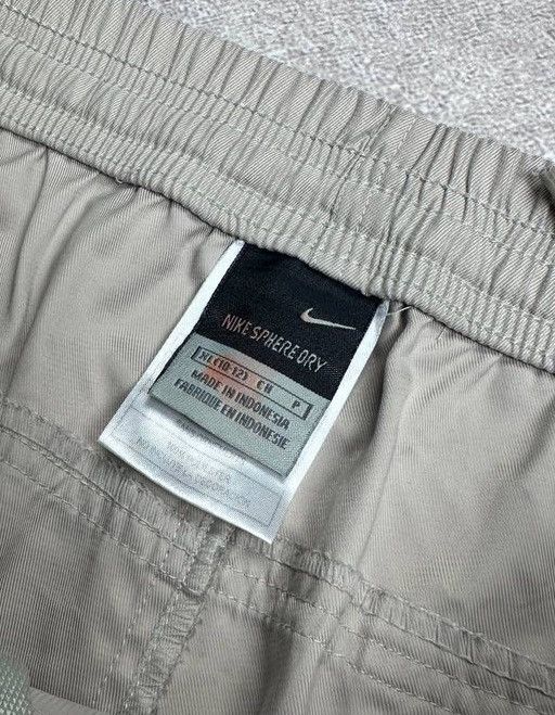 Nike ACG Vintage Nike ACG Baggy Shorts Y2K S Size US 30 / EU 46 - 7 Thumbnail