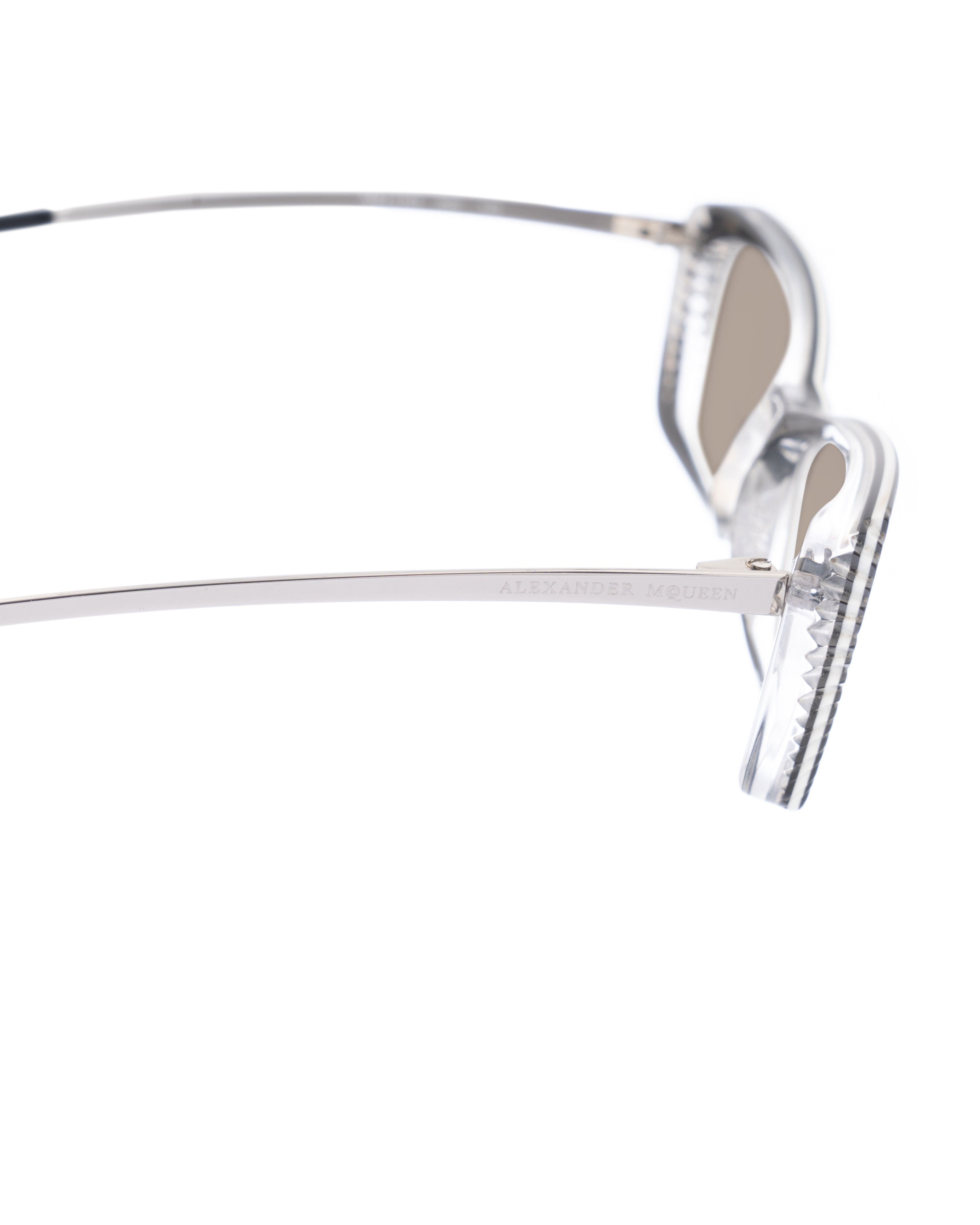 Alexander McQueen Alexander McQueen 90s Black & White Cat-Eye Sunglasses Size ONE SIZE - 2 Thumbnail