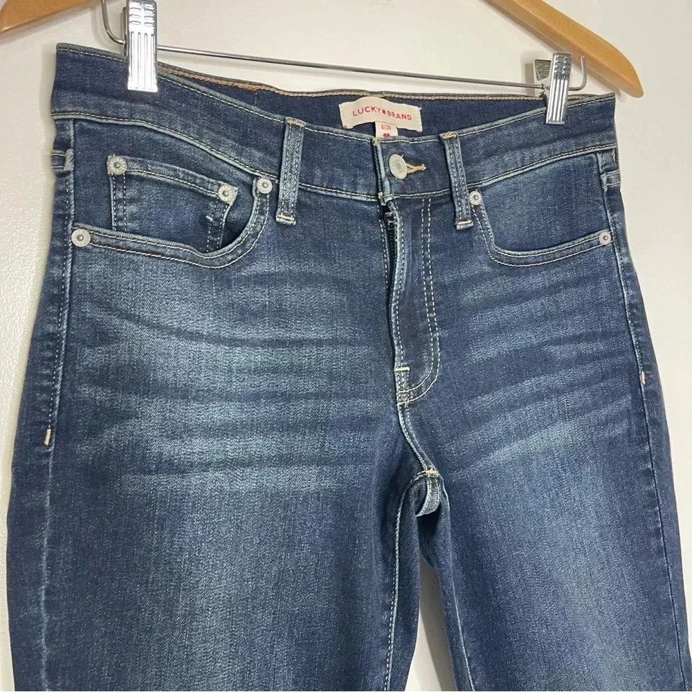 Lucky Brand Lucky Brand Mid Rise Crop Sweet Jeans Size 6 / 28 Size 28" / US 6 / IT 42 - 5 Thumbnail