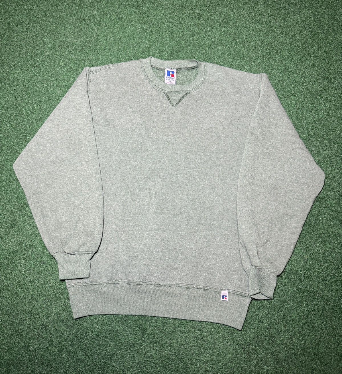 Russell Athletic Vintage 90s Russell Athletic Faded Mint Green Sweatshirt Size US M / EU 48-50 / 2 - 1 Thumbnail