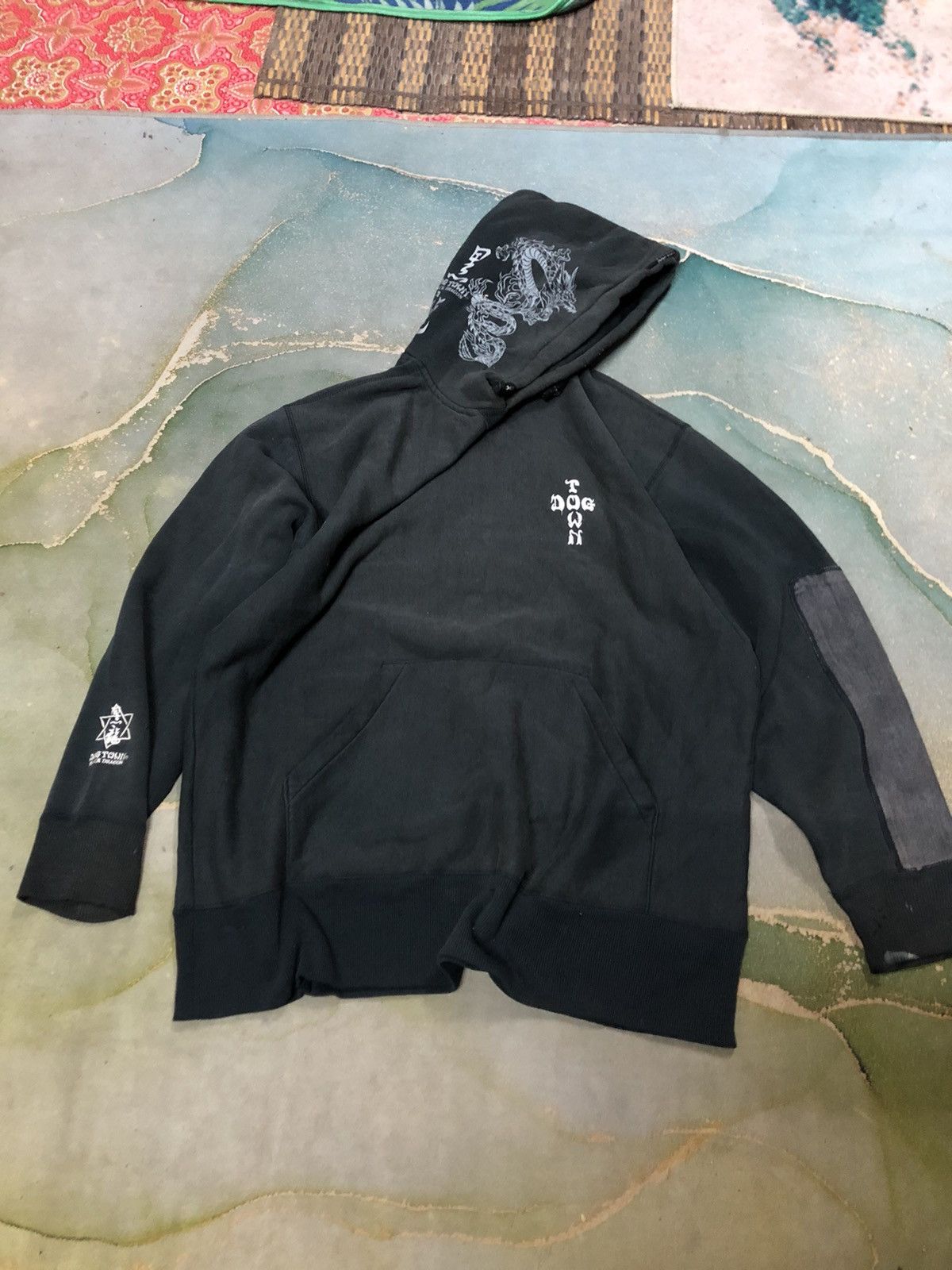 Dogtown × Vintage Vintage Dogtown Black Dragon Trashed Hoodie 