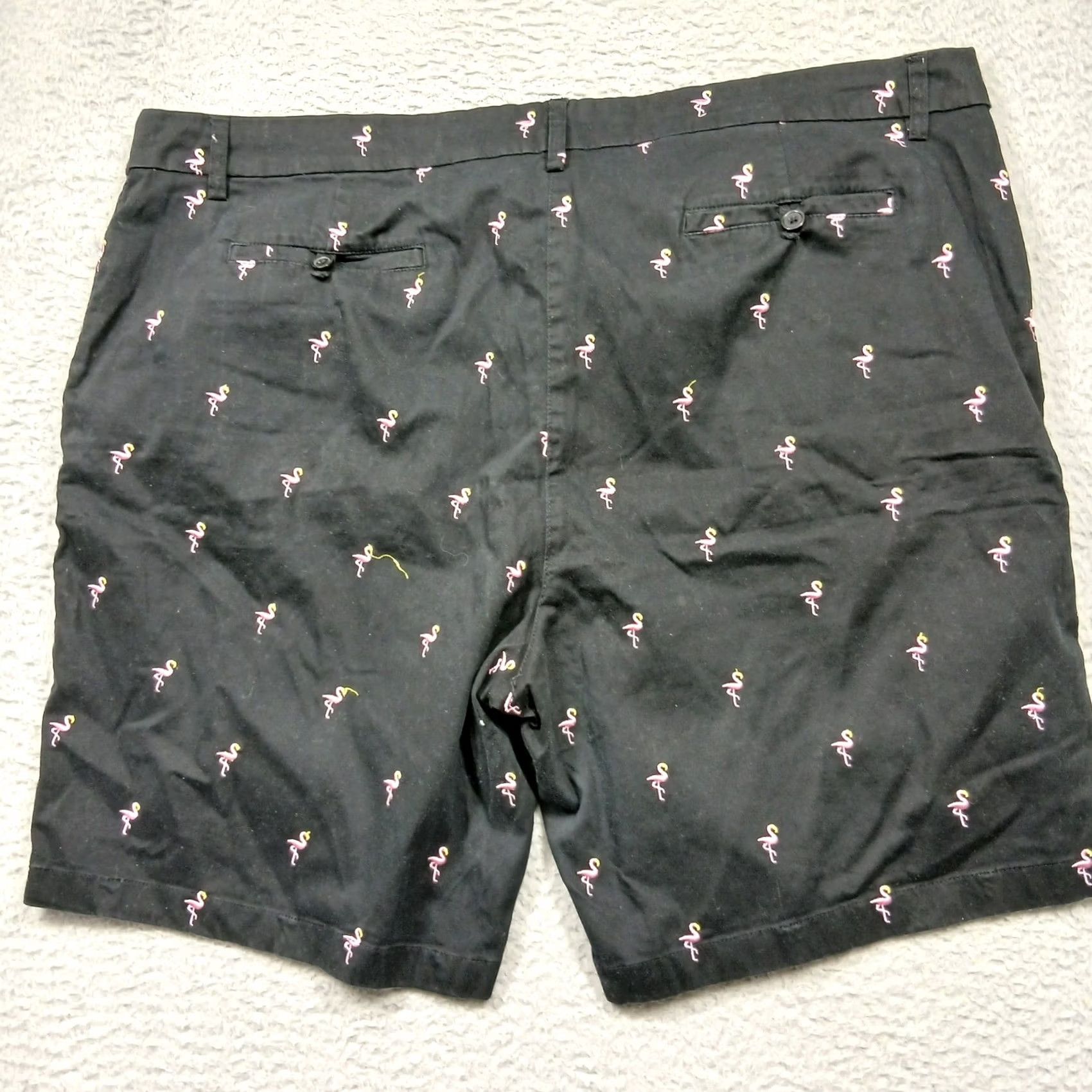 Vintage VINTAGE British Khaki Shorts Womens 22W Black Pink Flamingo Embroidered Cotton Blend Size 40" / US 18 - 3 Thumbnail