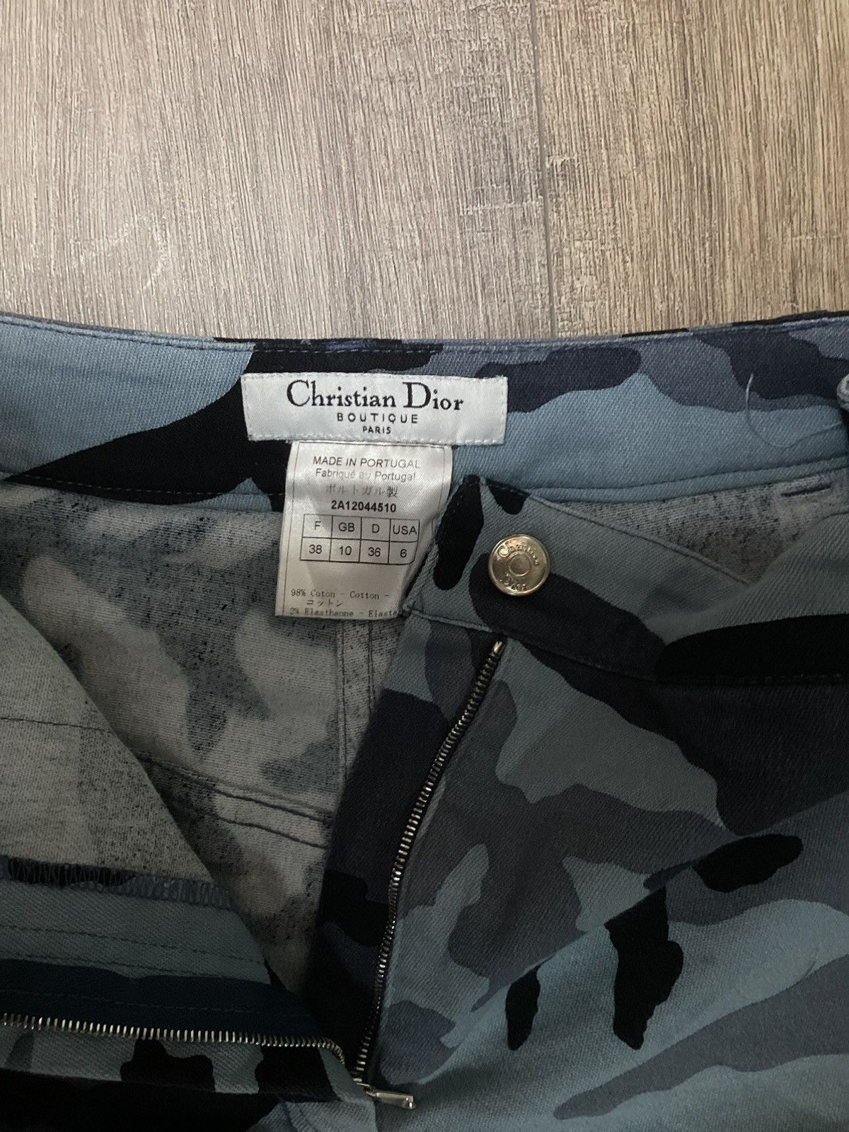 Dior × Vintage 2001 Christian Dior Blue Camo Capri Size 26" / US 2 / IT 38 - 8 Thumbnail