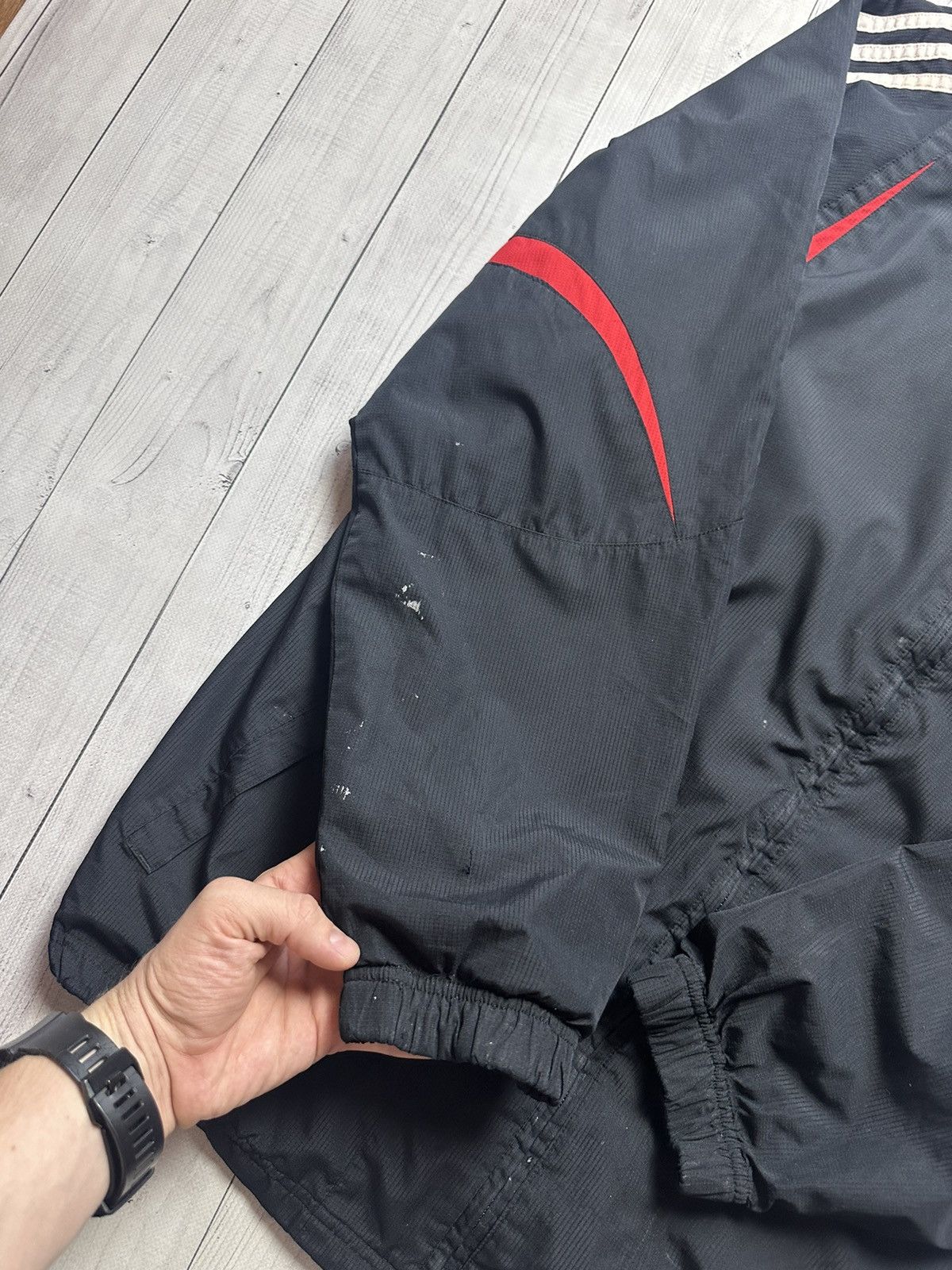 Adidas Vintage adidas Liverpool soccer jacket size S rare black Size US S / EU 44-46 / 1 - 6 Thumbnail