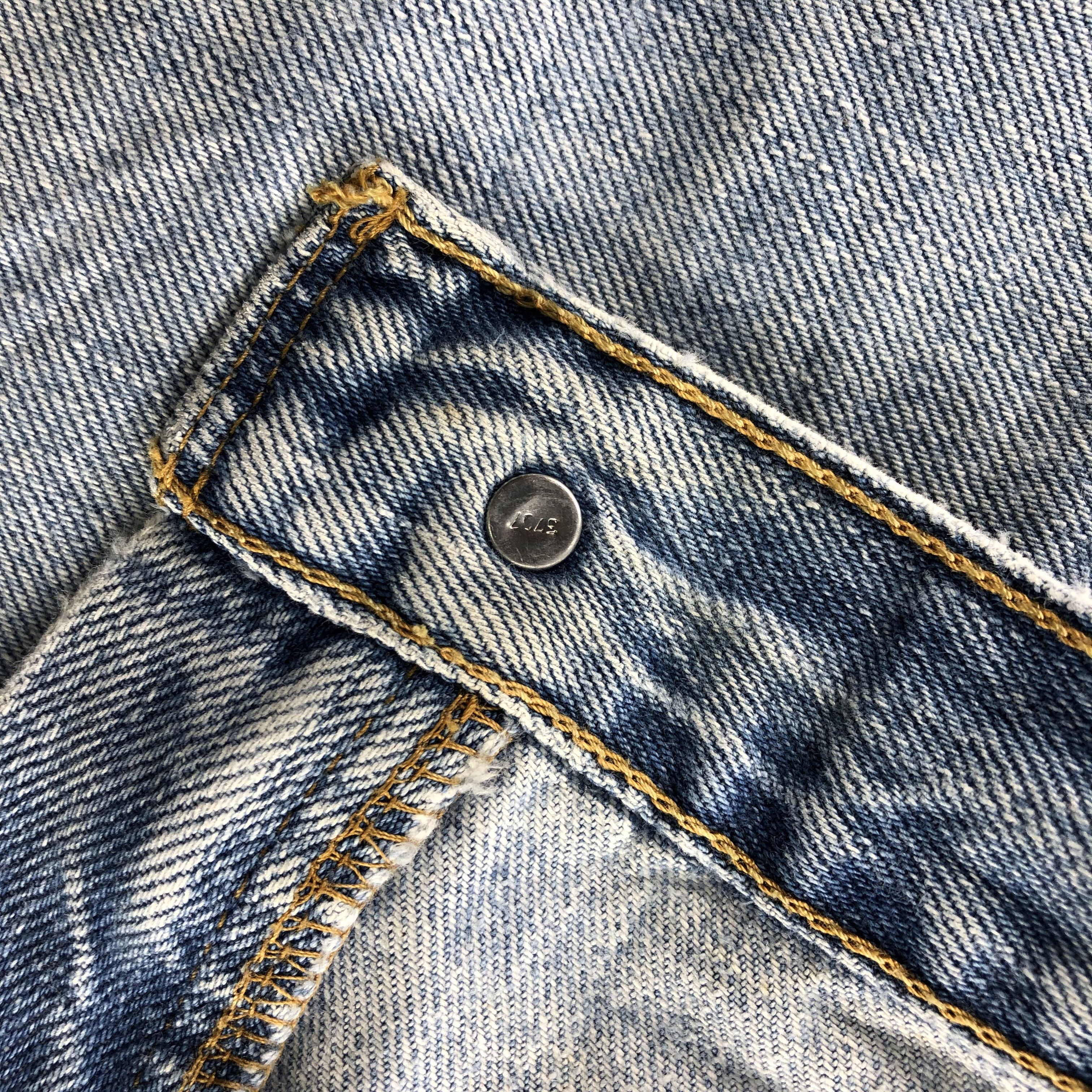 Levi's Vintage Light Wash Levis 550 Jeans-J1256 Size US 41 - 10 Thumbnail