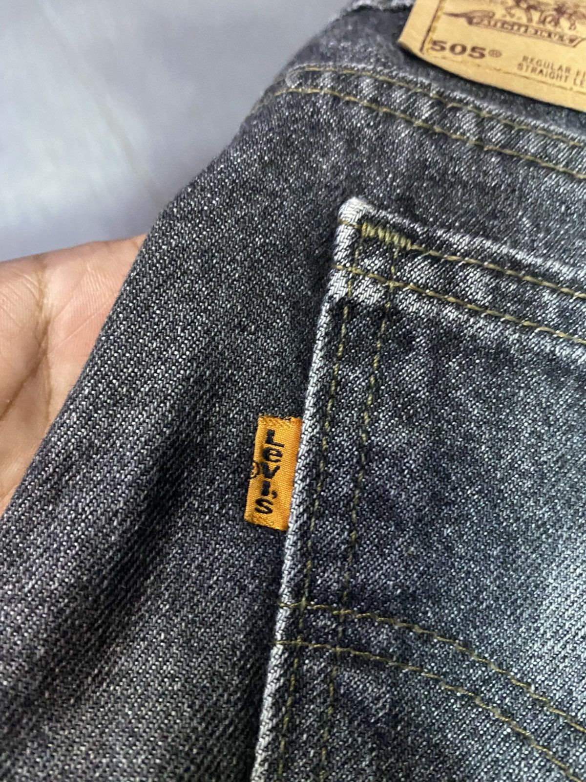 Levi's Vintage Clothing Levis 505 vintage USA 🇺🇸 90s Orange tab Size US 35 - 3 Thumbnail