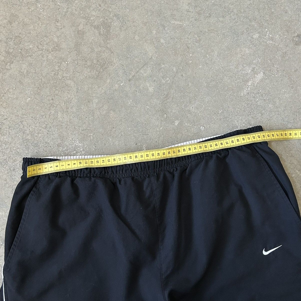 Vintage Nike Vintage Short Track Y2K Size US 32 / EU 48 - 8 Thumbnail