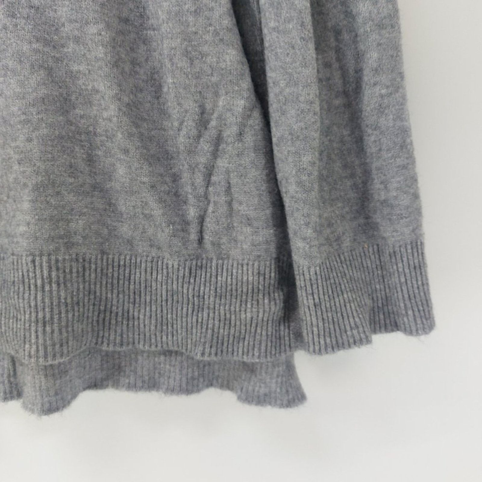 Other Tahari Women's Small Gray Pullover Sweater Crew Round Neck Size S / US 4 / IT 40 - 10 Thumbnail