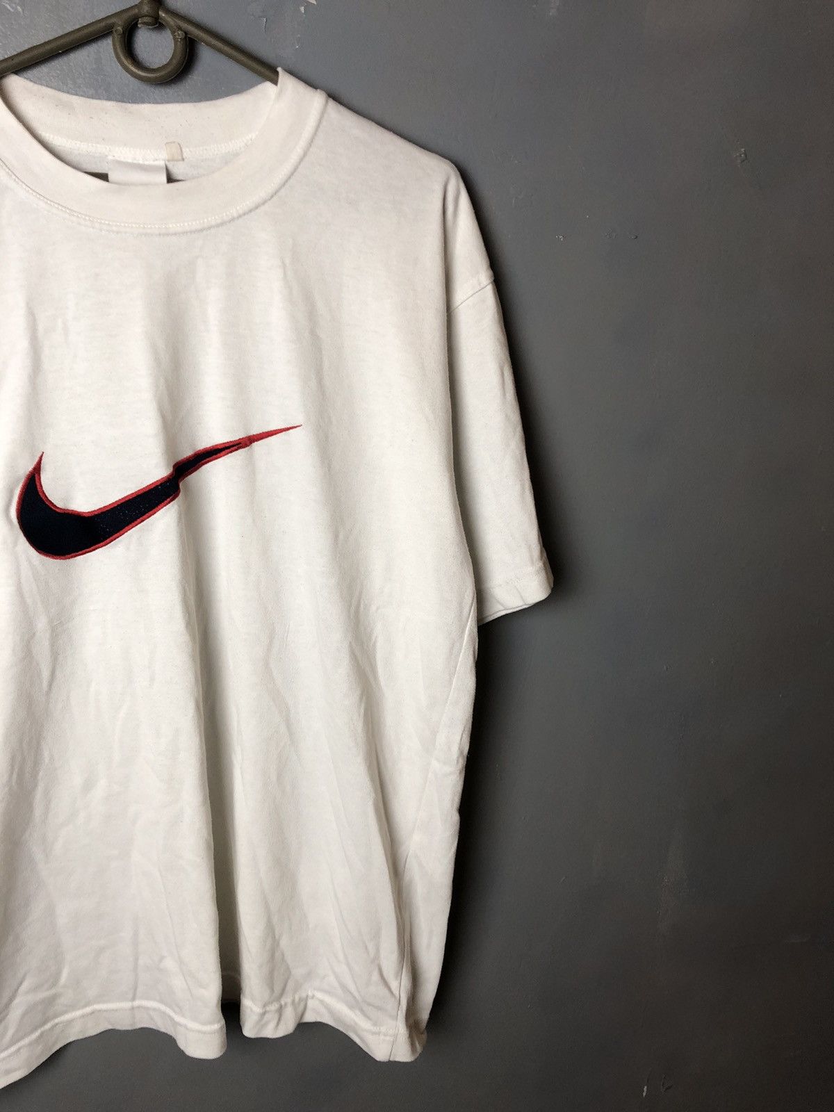 Nike Vintage men’s t-shirt Nike big logo size L Size US L / EU 52-54 / 3 - 3 Thumbnail
